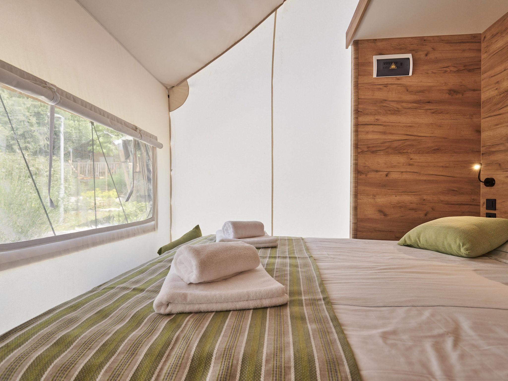 Foto 10 - Haus mit 2 Schlafzimmern in Otterlo mit schwimmbad und terrasse