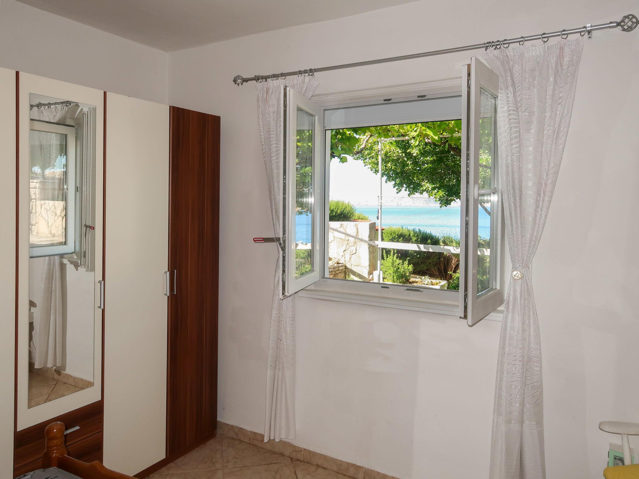 Photo 14 - 1 bedroom Apartment in Senj with terrace and sea view