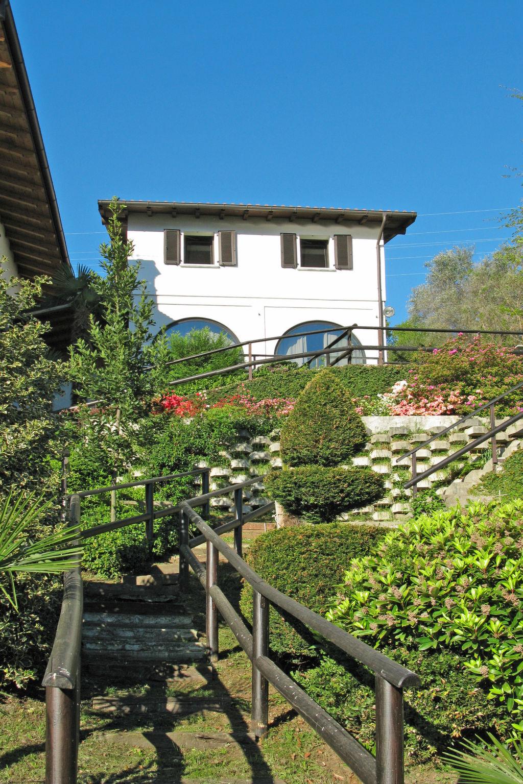 Foto 20 - Casa en Pianello del Lario con jardín y vistas a la montaña