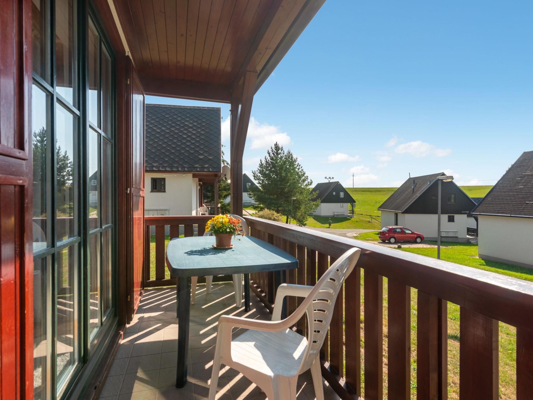 Foto 14 - Casa con 3 camere da letto a Černý Důl con piscina e vista sulle montagne