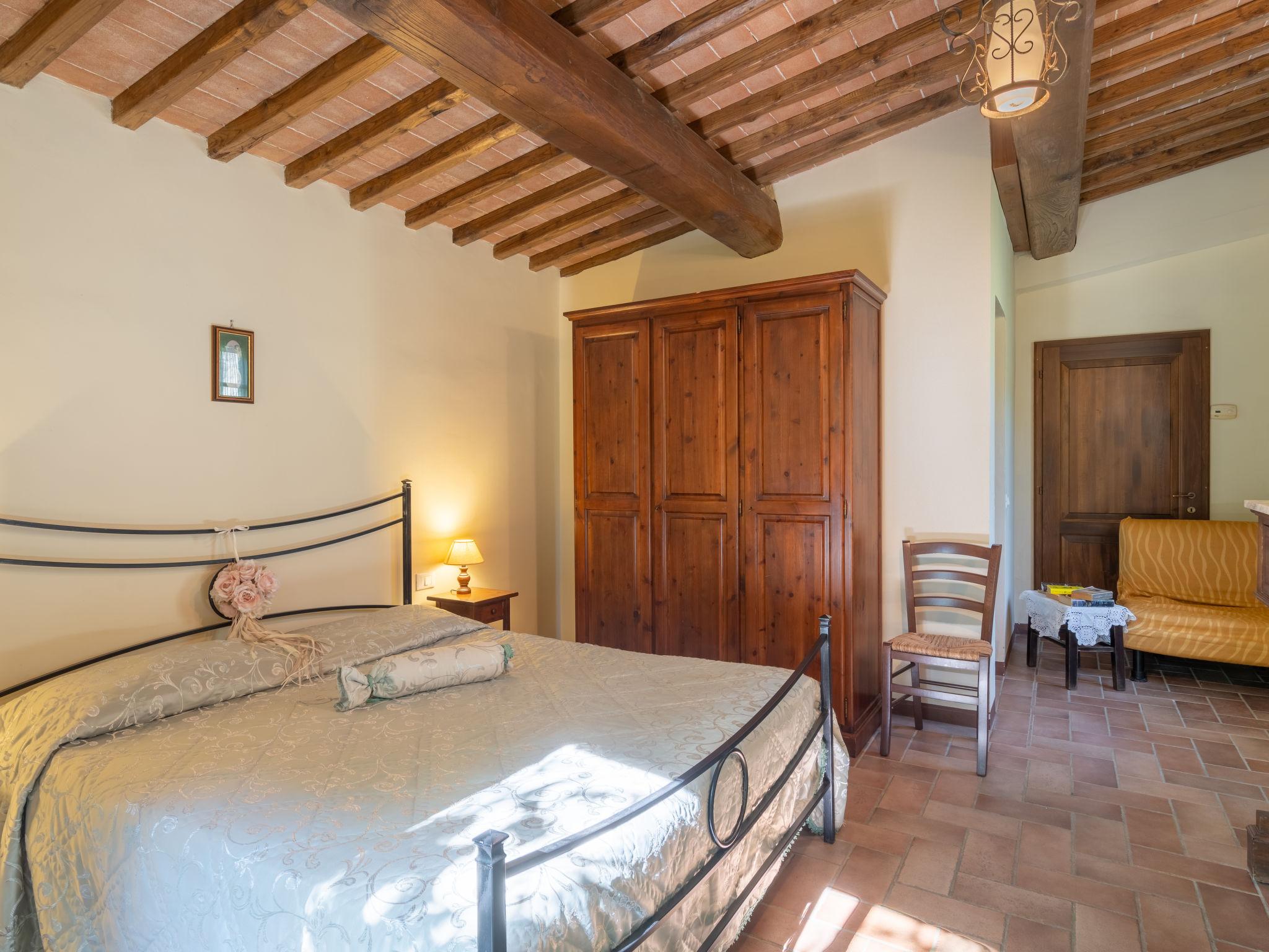 Photo 17 - 3 bedroom House in San Gimignano with private pool and garden