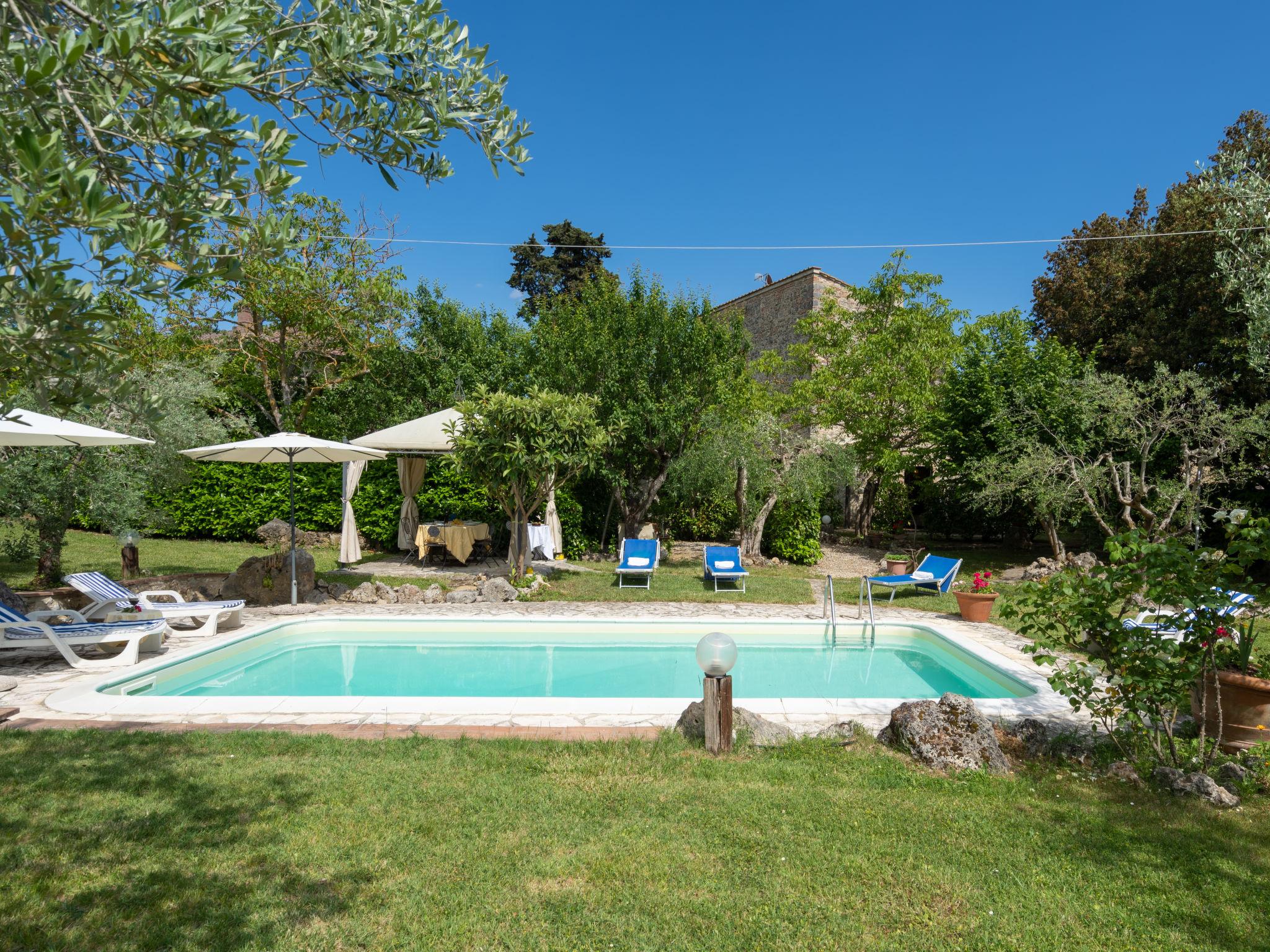 Foto 2 - Casa con 3 camere da letto a San Gimignano con piscina privata e giardino