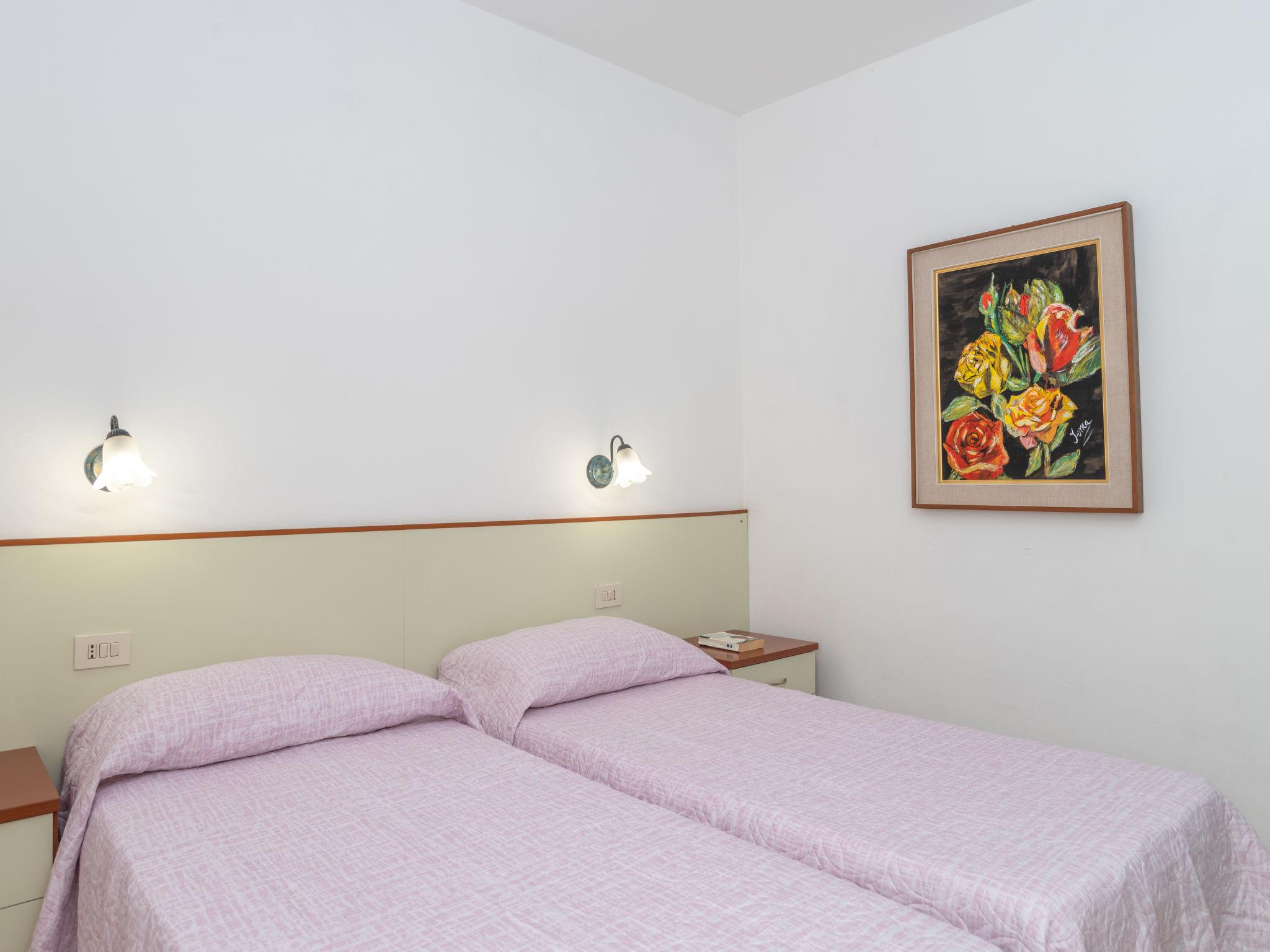 Foto 9 - Apartamento de 2 quartos em Olbia com jardim e terraço