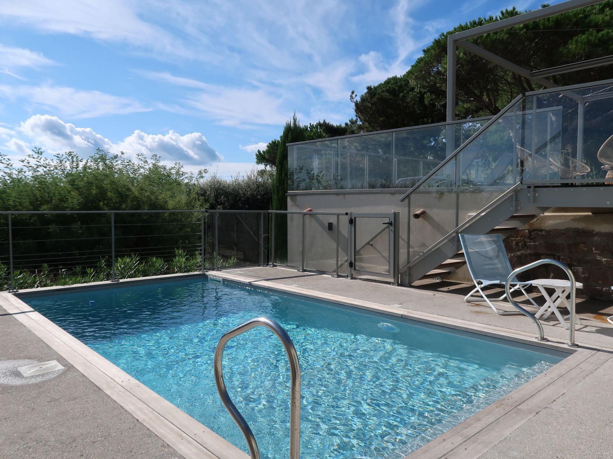 Foto 21 - Casa de 4 quartos em Sainte-Maxime com piscina privada e vistas do mar