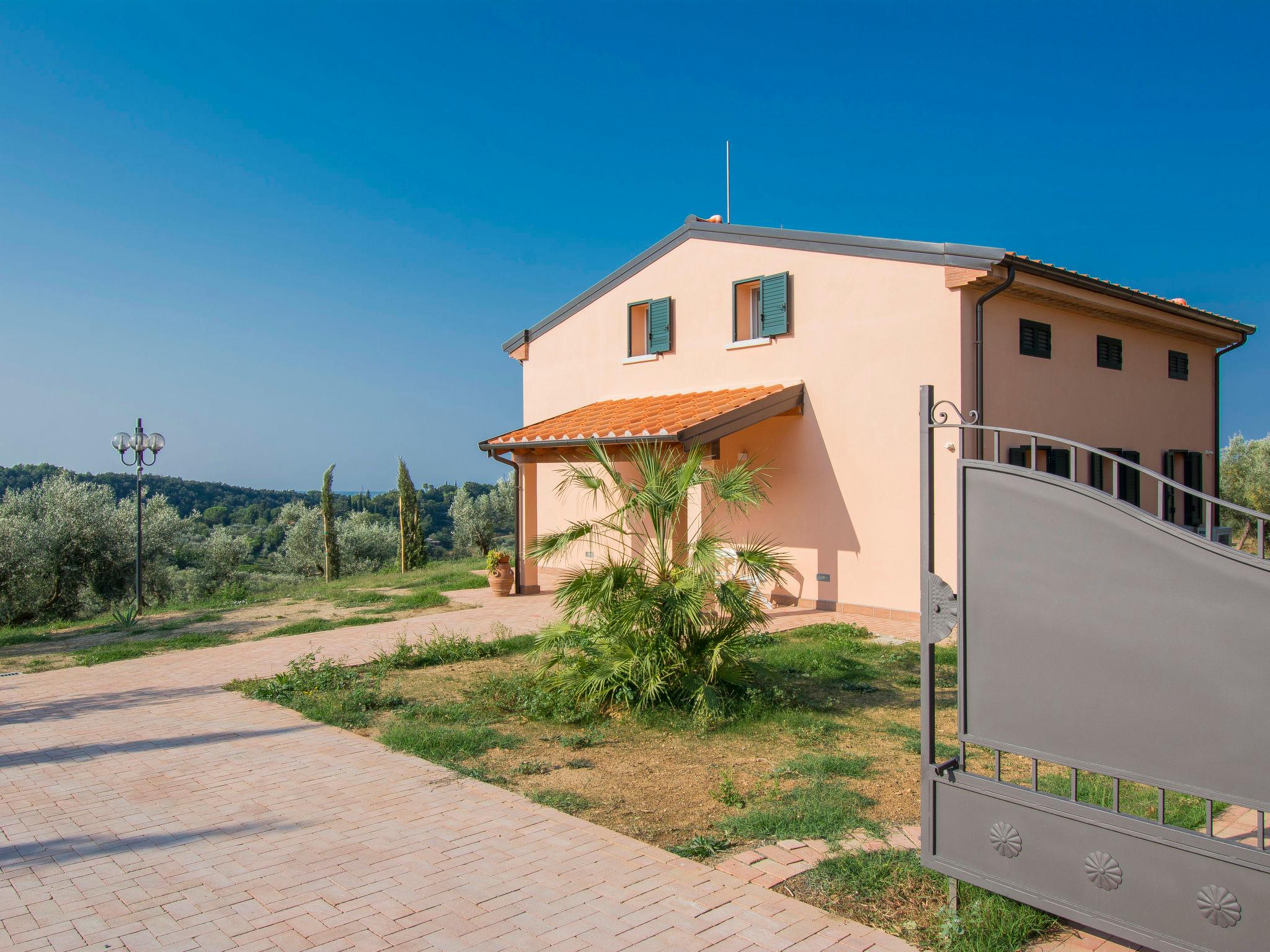Photo 20 - 4 bedroom House in Guardistallo with garden and sea view