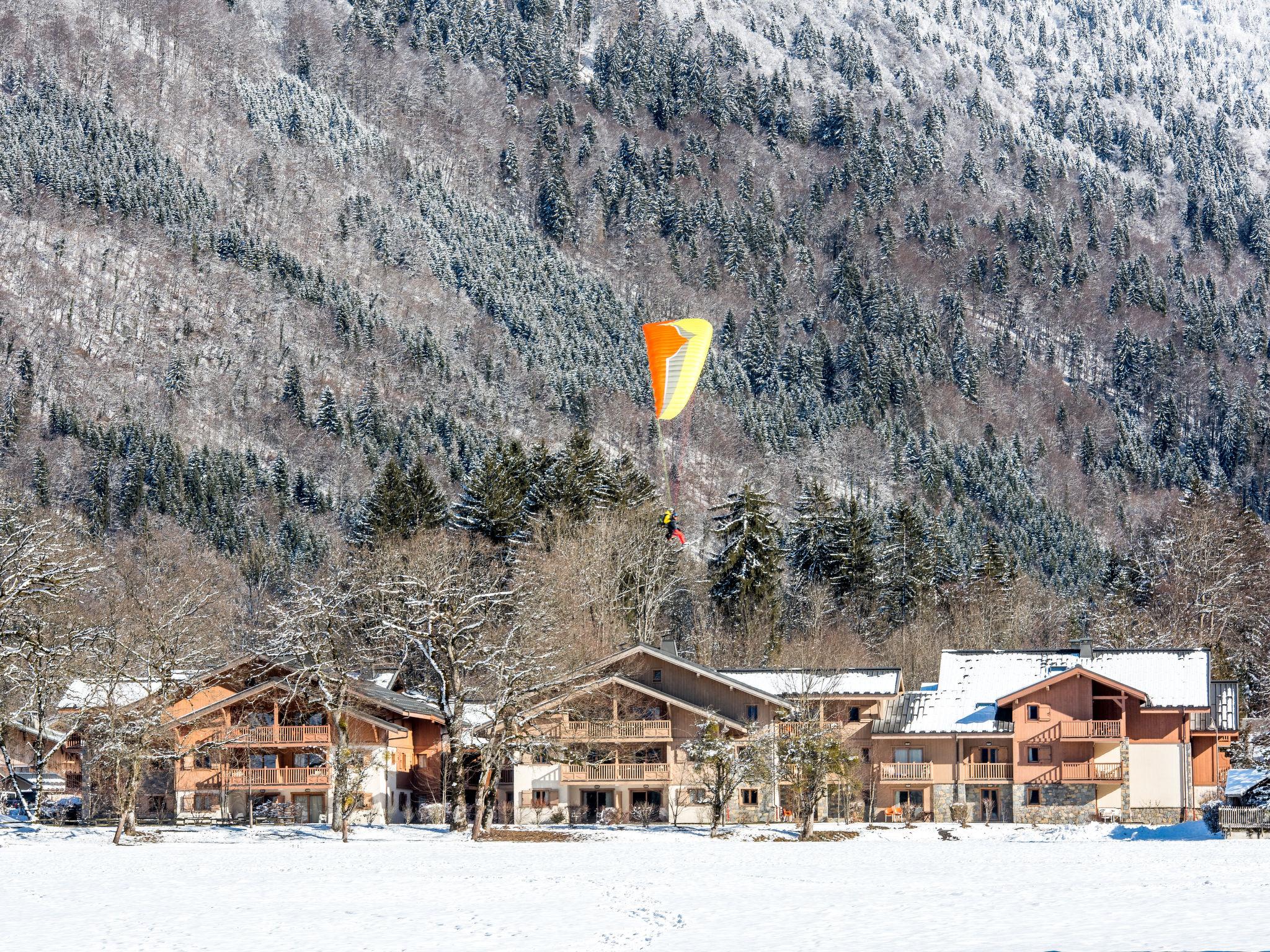 Photo 6 - Appartement de 3 chambres à Samoëns avec piscine et vues sur la montagne