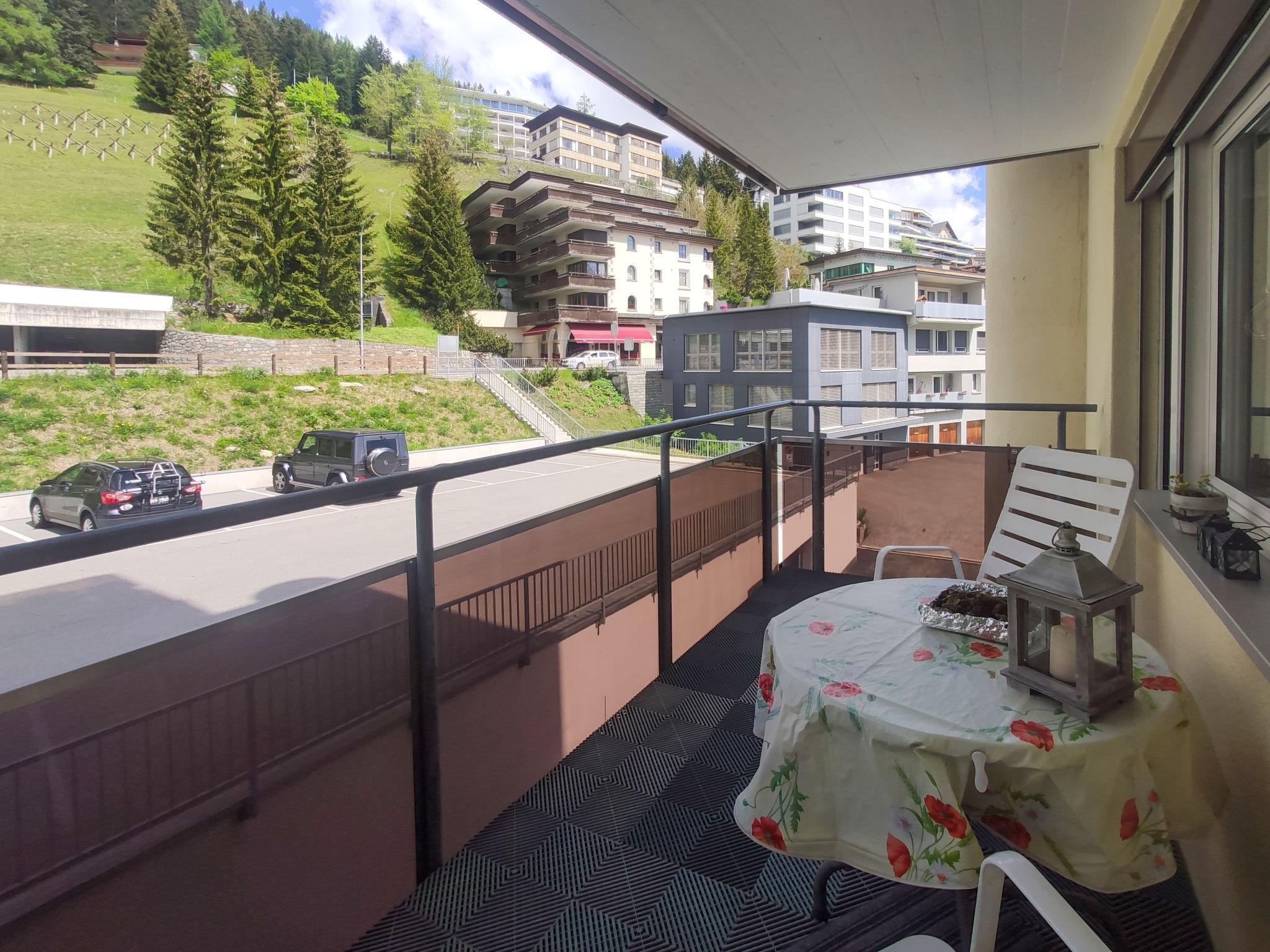 Foto 5 - Apartment mit 2 Schlafzimmern in Davos mit garten und blick auf die berge