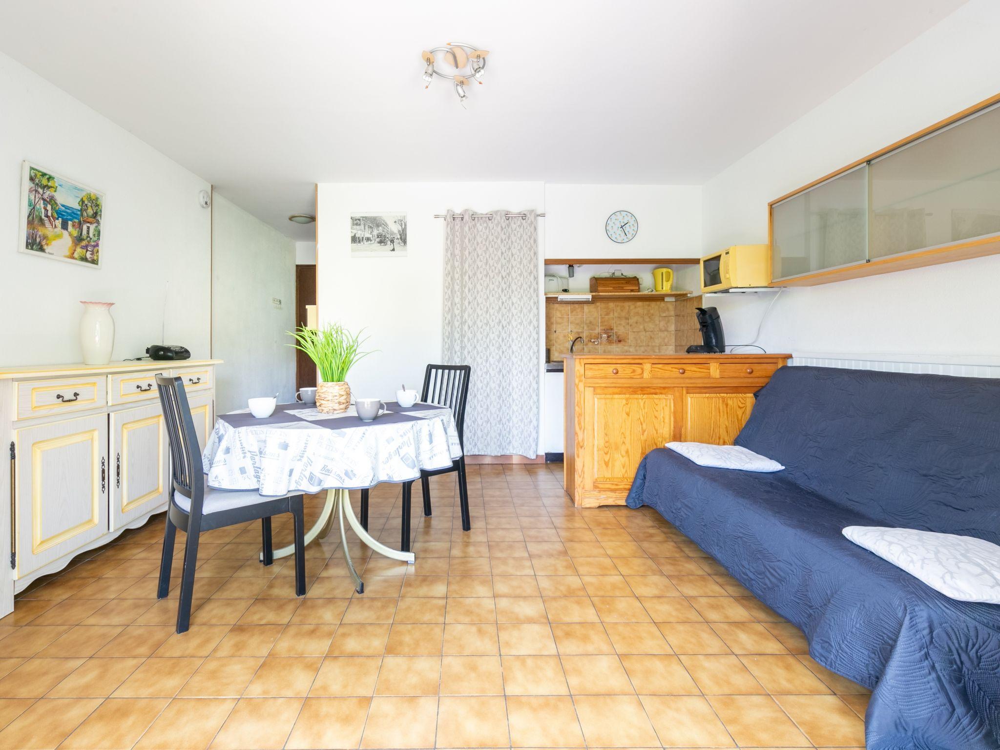 Foto 6 - Apartamento de 1 quarto em Carqueiranne com jardim e terraço