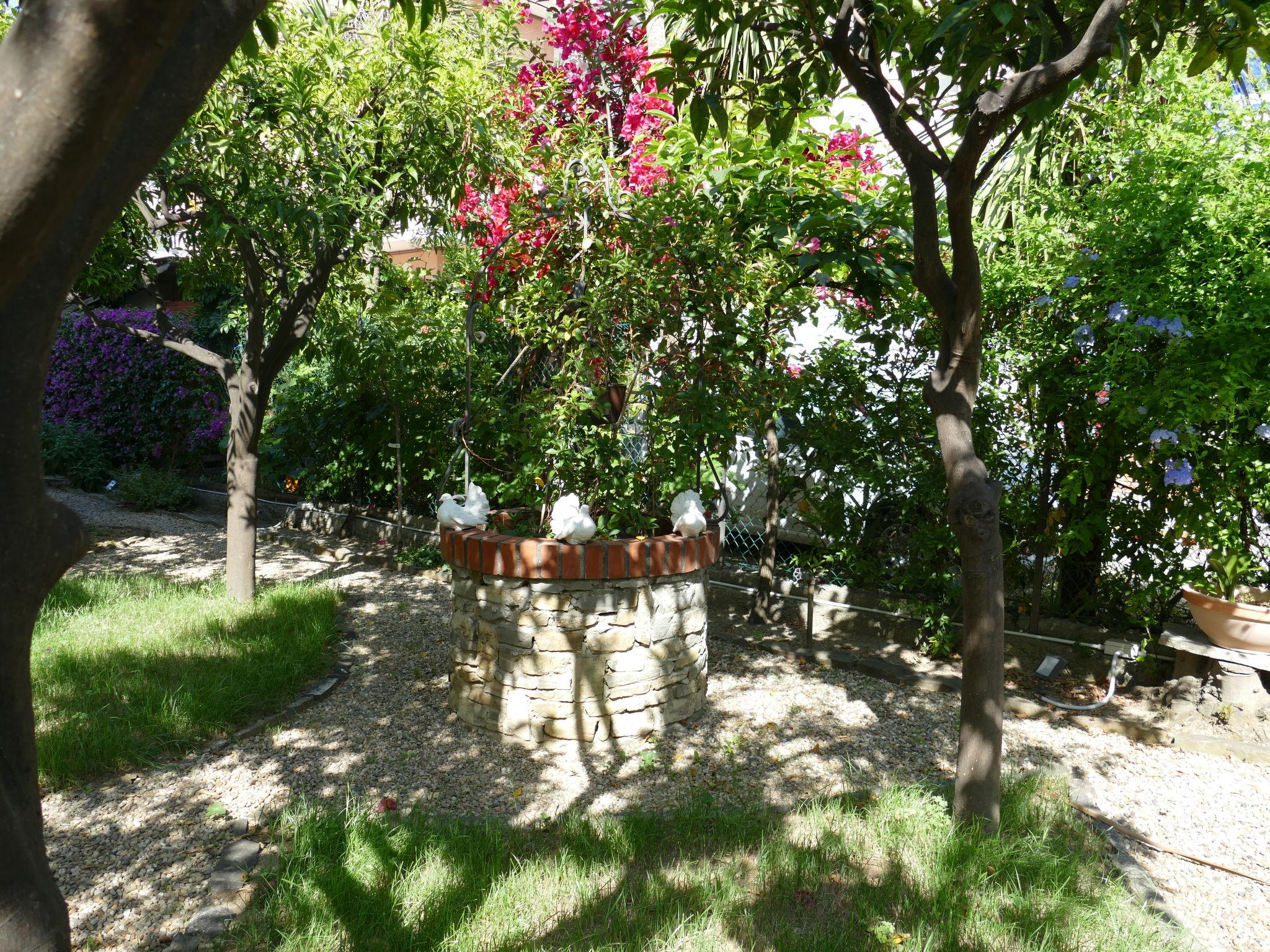 Photo 21 - 2 bedroom Apartment in Diano Marina with garden