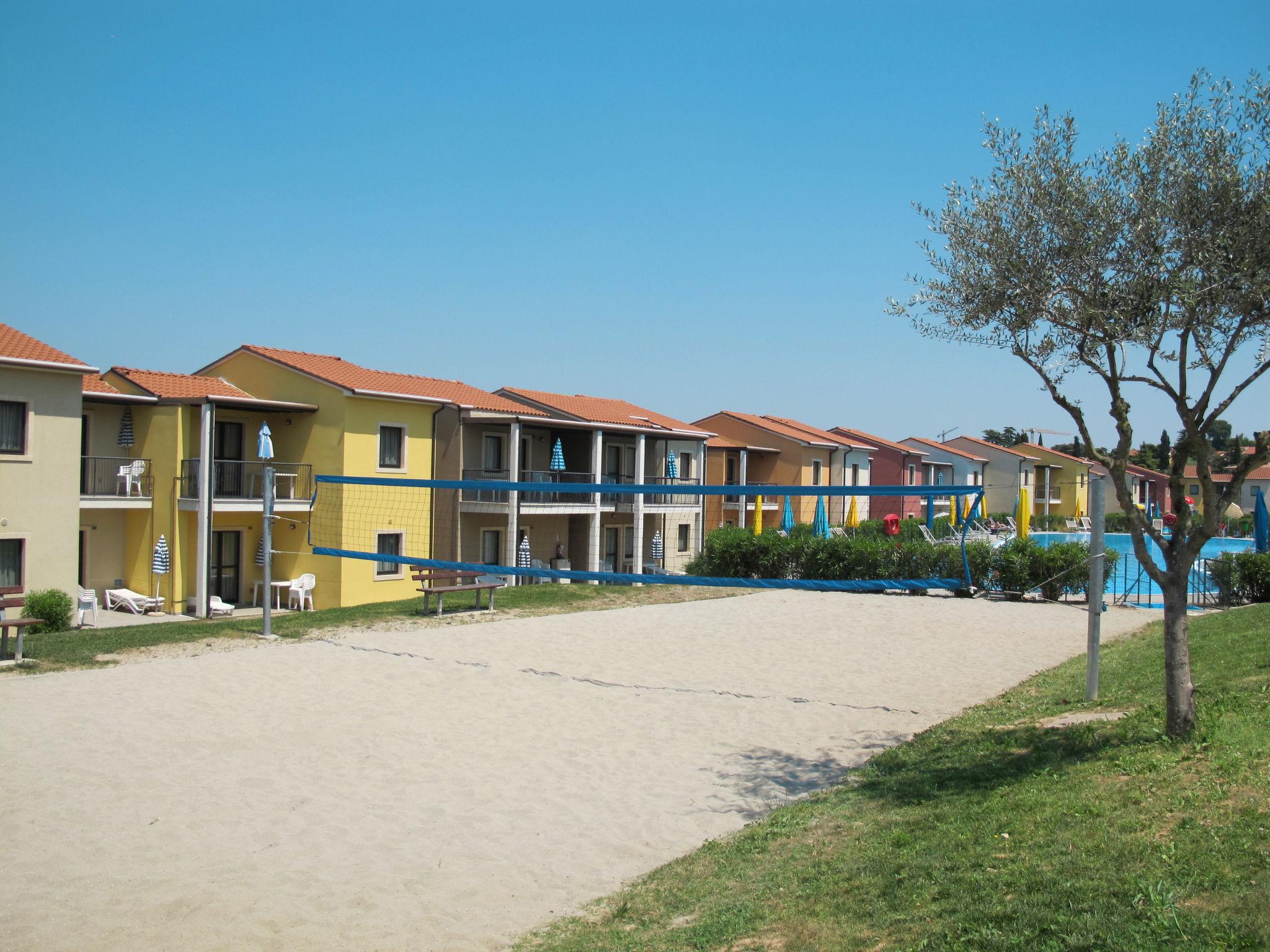 Photo 25 - Appartement de 2 chambres à Castelnuovo del Garda avec piscine et jardin