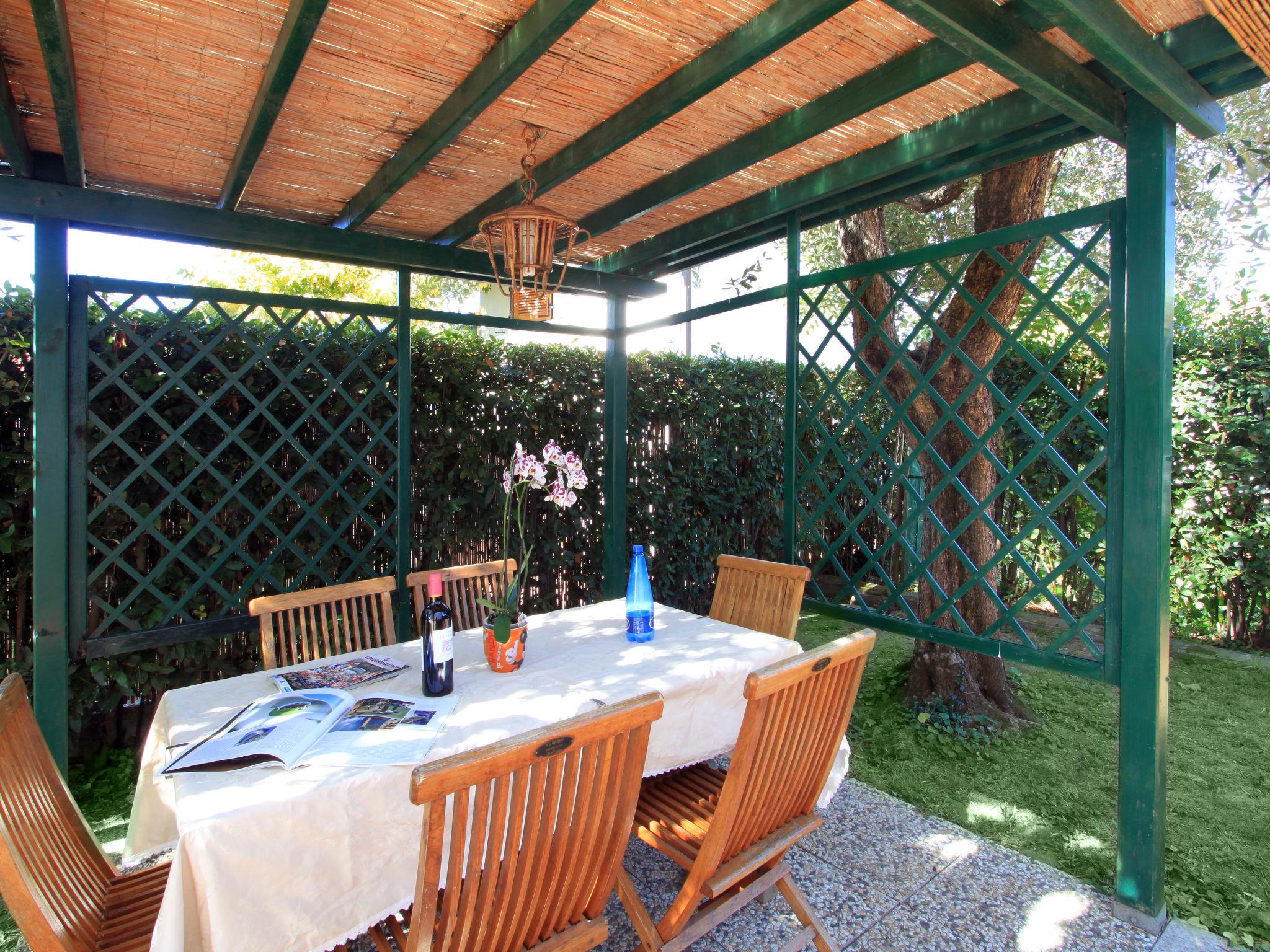 Photo 3 - Maison de 3 chambres à Forte dei Marmi avec jardin