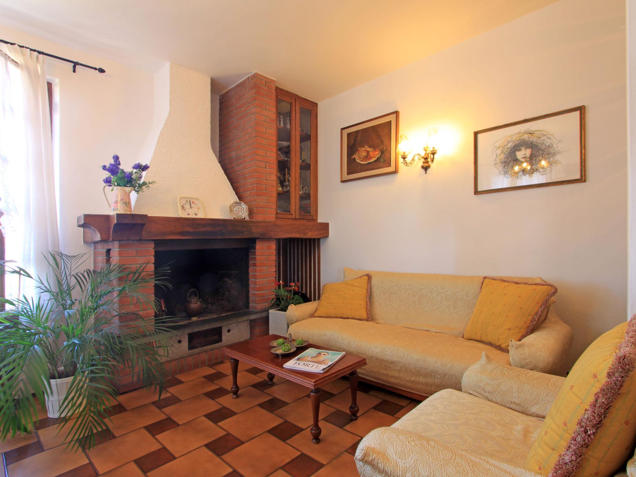 Photo 5 - 3 bedroom House in Forte dei Marmi with garden