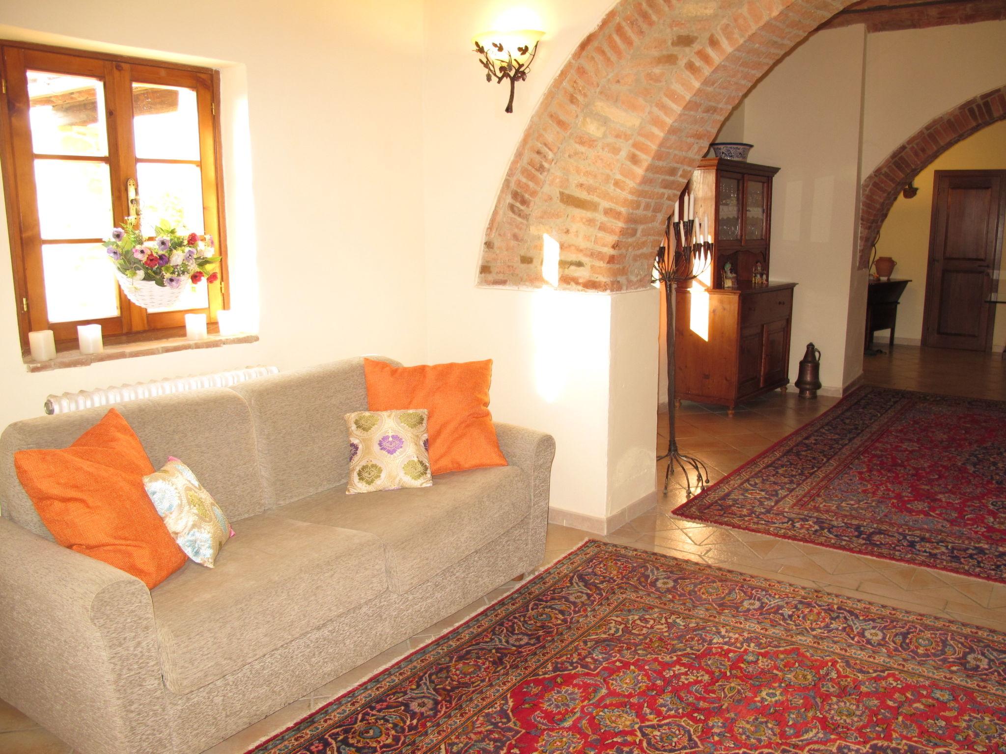 Foto 19 - Casa de 4 habitaciones en San Gimignano con piscina privada y jardín