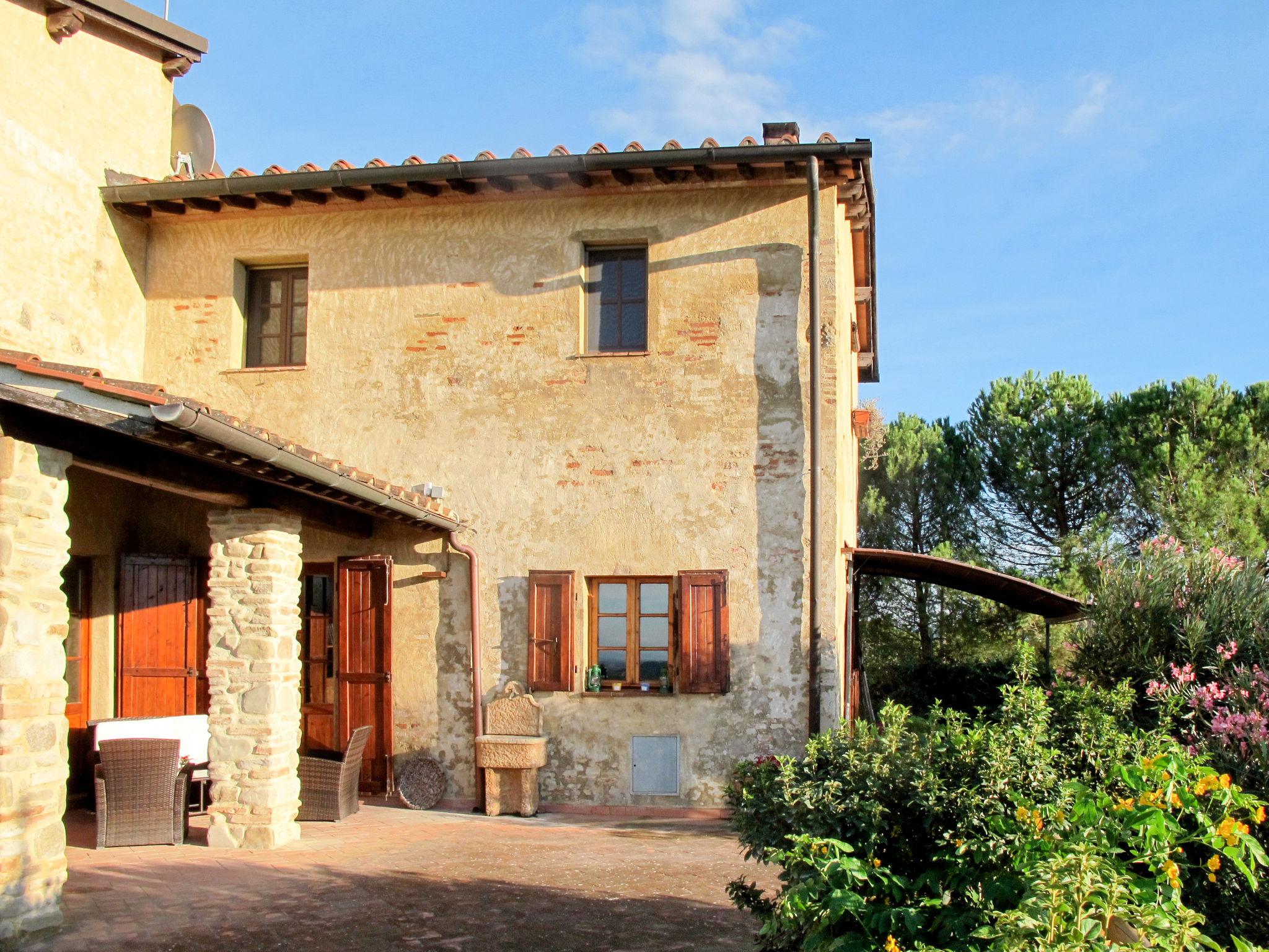 Foto 48 - Haus mit 4 Schlafzimmern in San Gimignano mit privater pool und garten