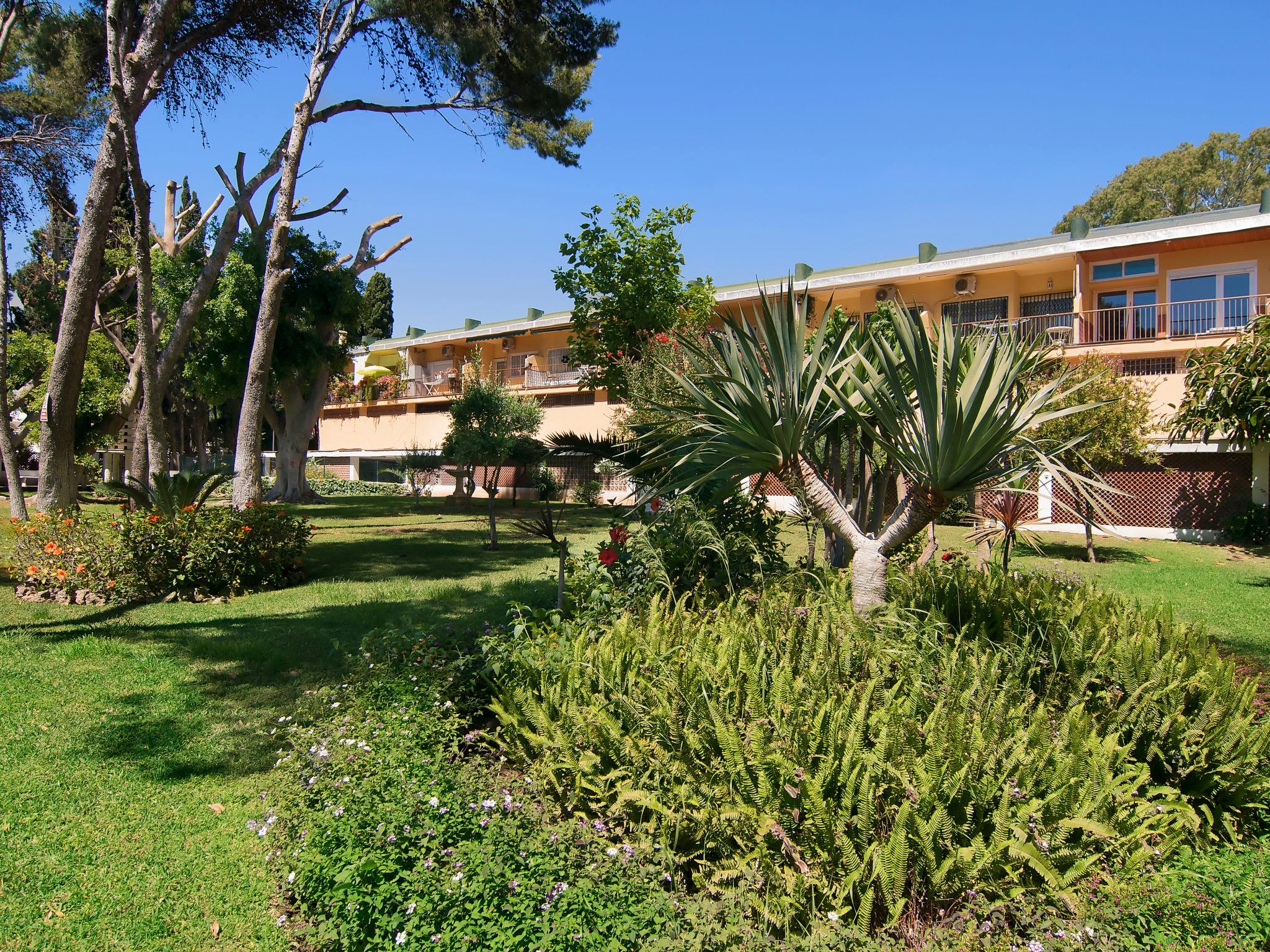 Photo 29 - Appartement de 2 chambres à Torremolinos avec piscine et jardin