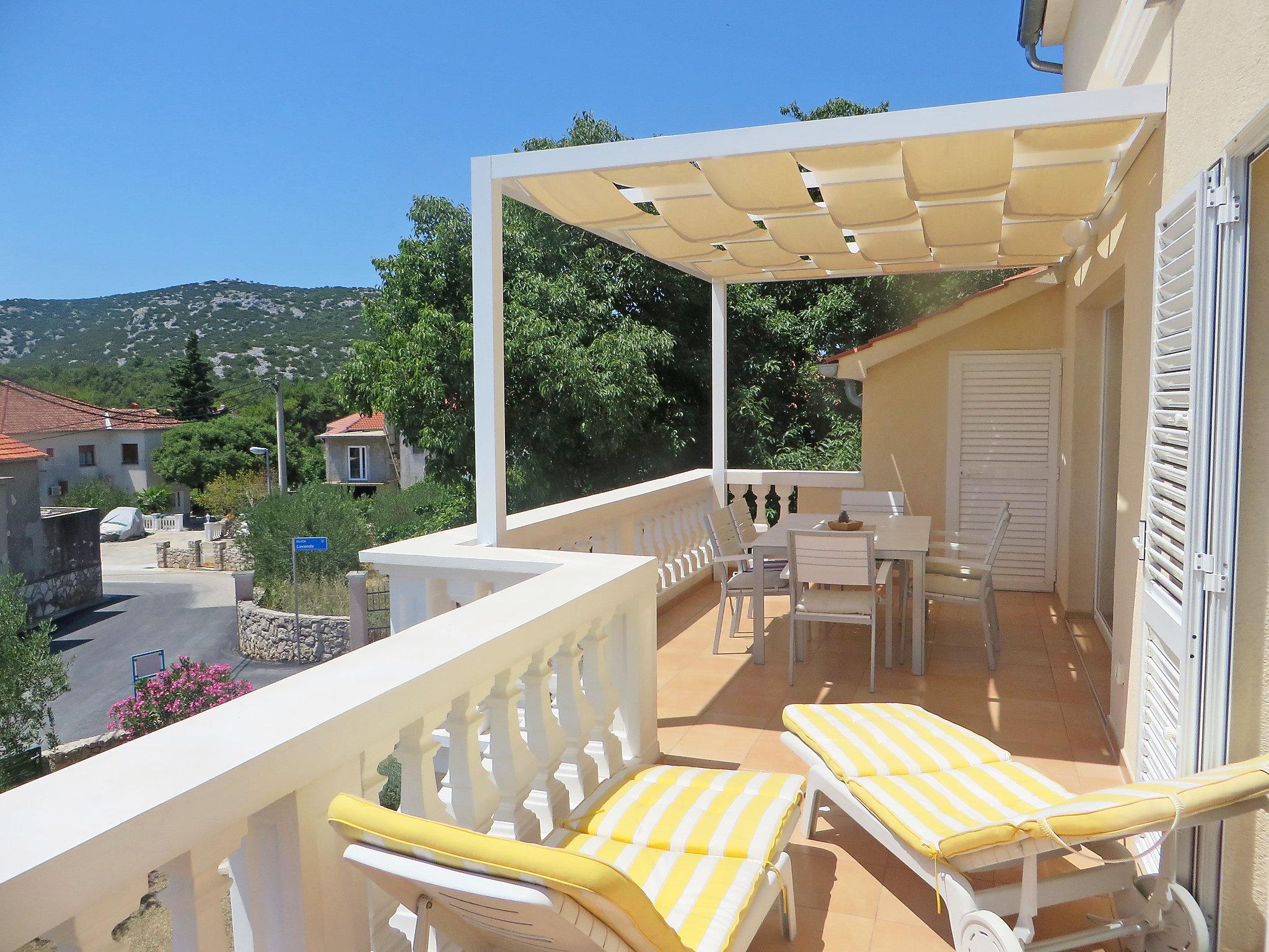 Photo 1 - Appartement de 2 chambres à Tribunj avec jardin et terrasse