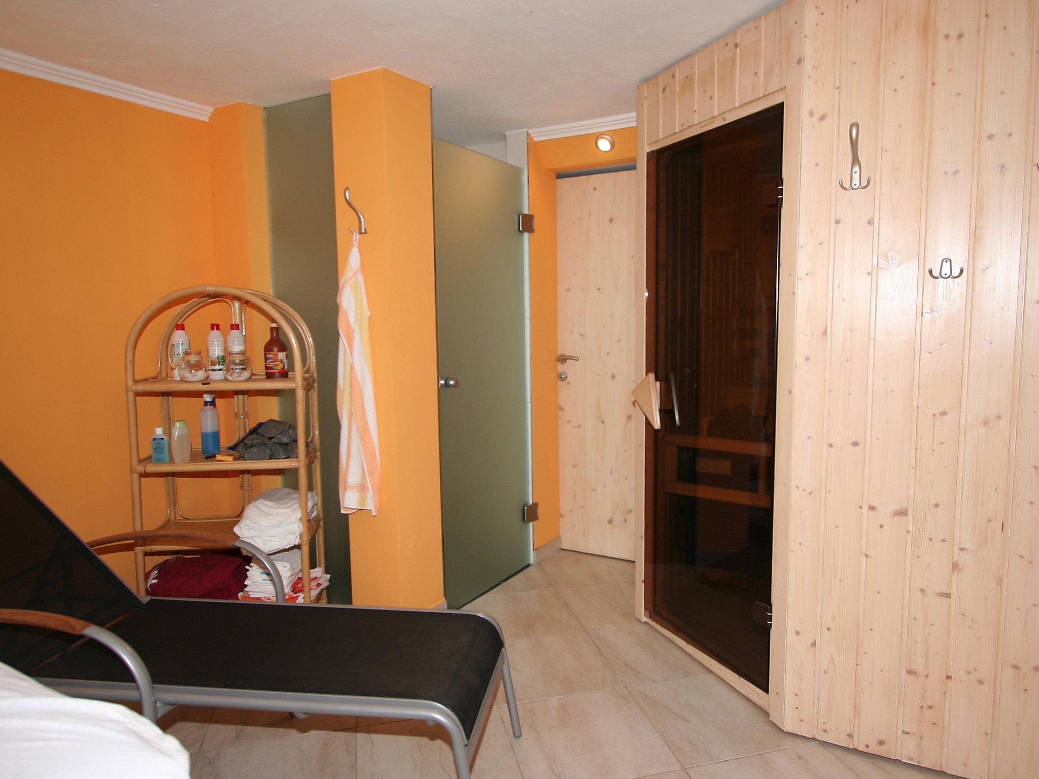 Photo 6 - 2 bedroom Apartment in Maishofen with garden and sauna