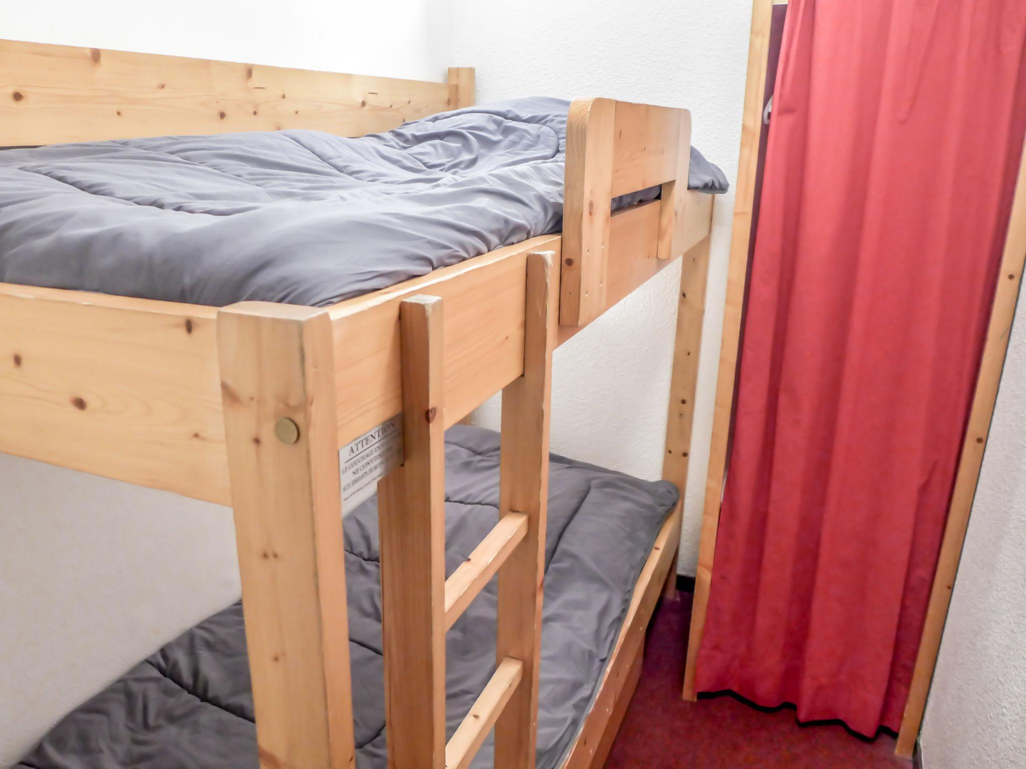 Foto 5 - Appartamento con 2 camere da letto a Les Belleville