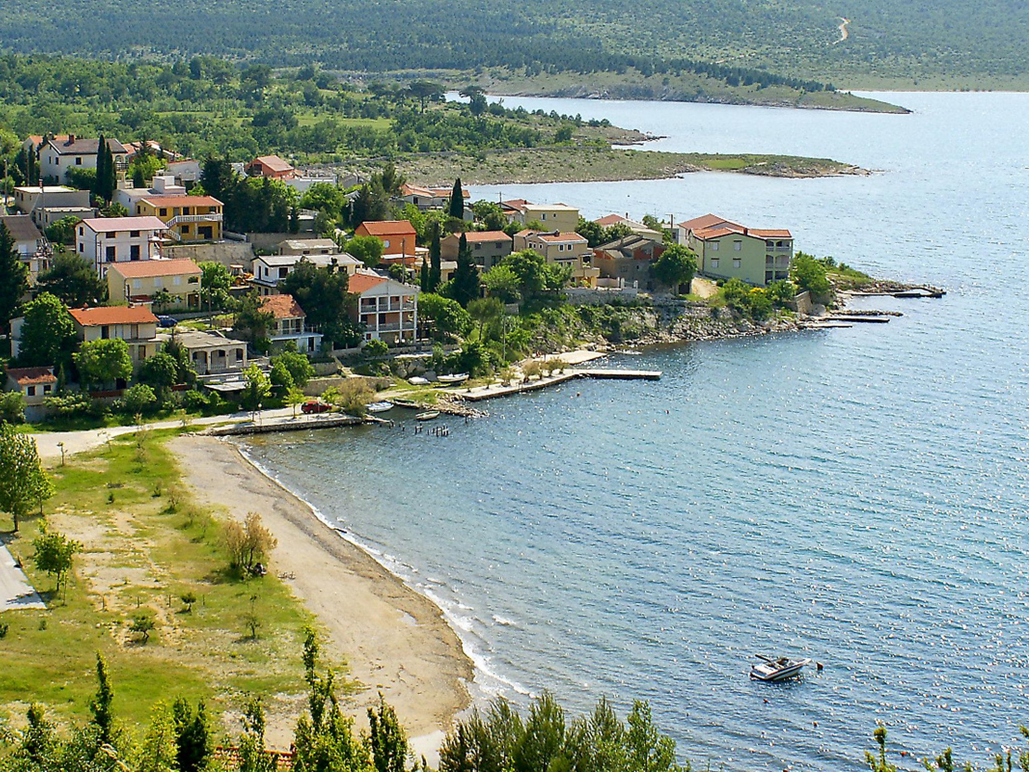 Photo 18 - 3 bedroom Apartment in Obrovac with terrace and sea view