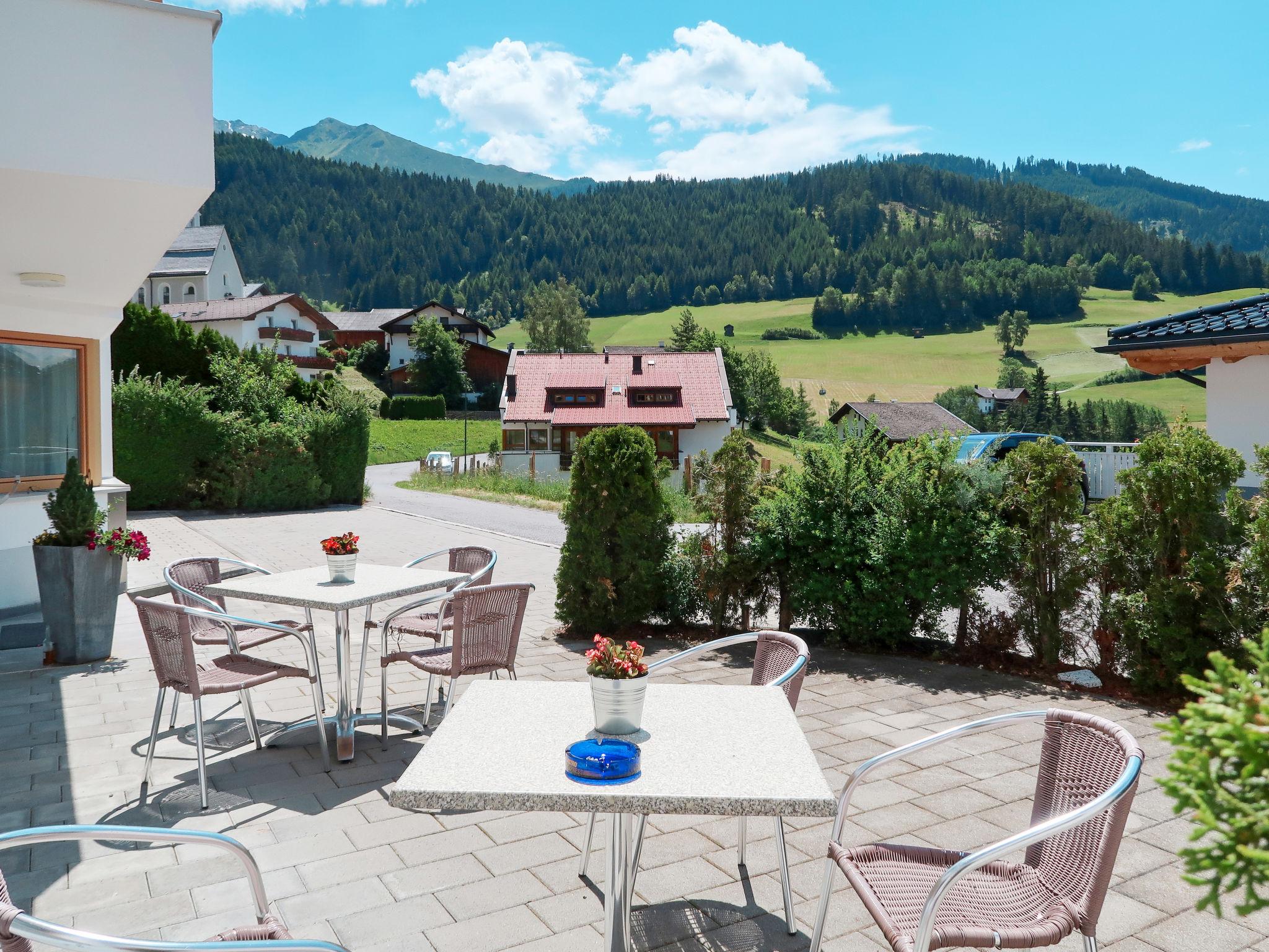 Foto 4 - Apartment mit 1 Schlafzimmer in Fendels mit terrasse und blick auf die berge