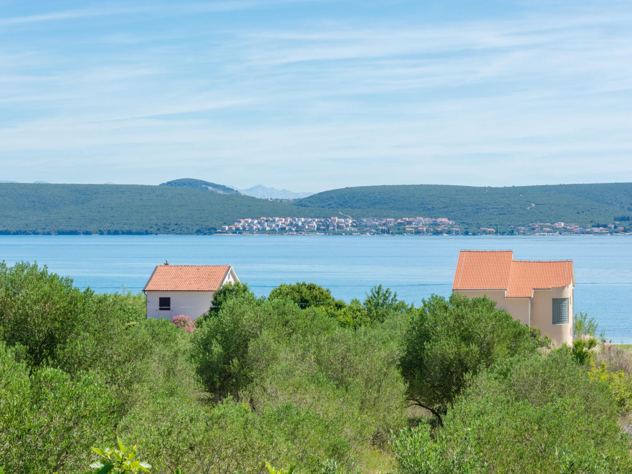 Foto 22 - Casa de 4 habitaciones en Pašman con jardín y vistas al mar