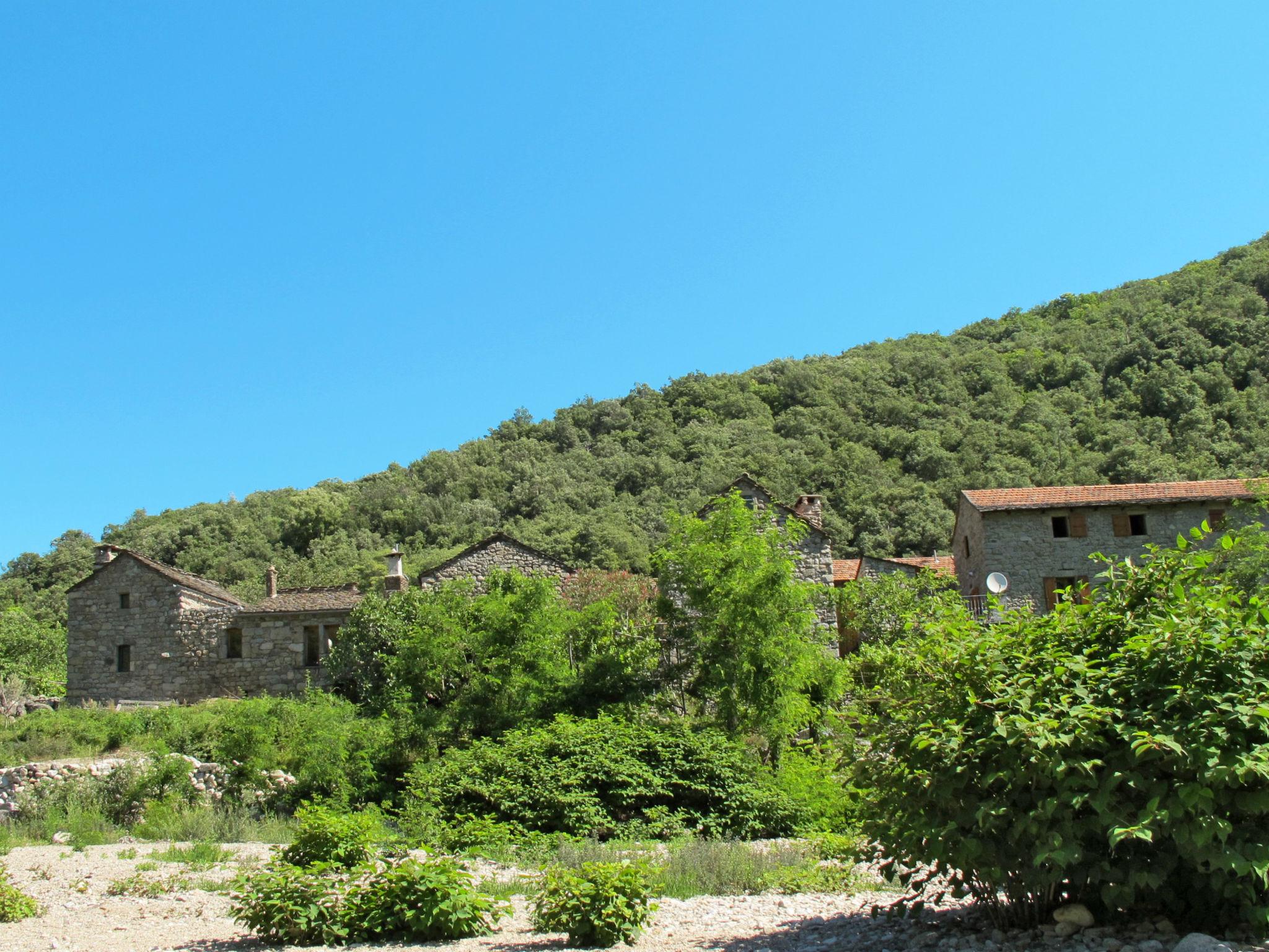 Photo 27 - Maison en Sainte-Marguerite-Lafigère avec terrasse