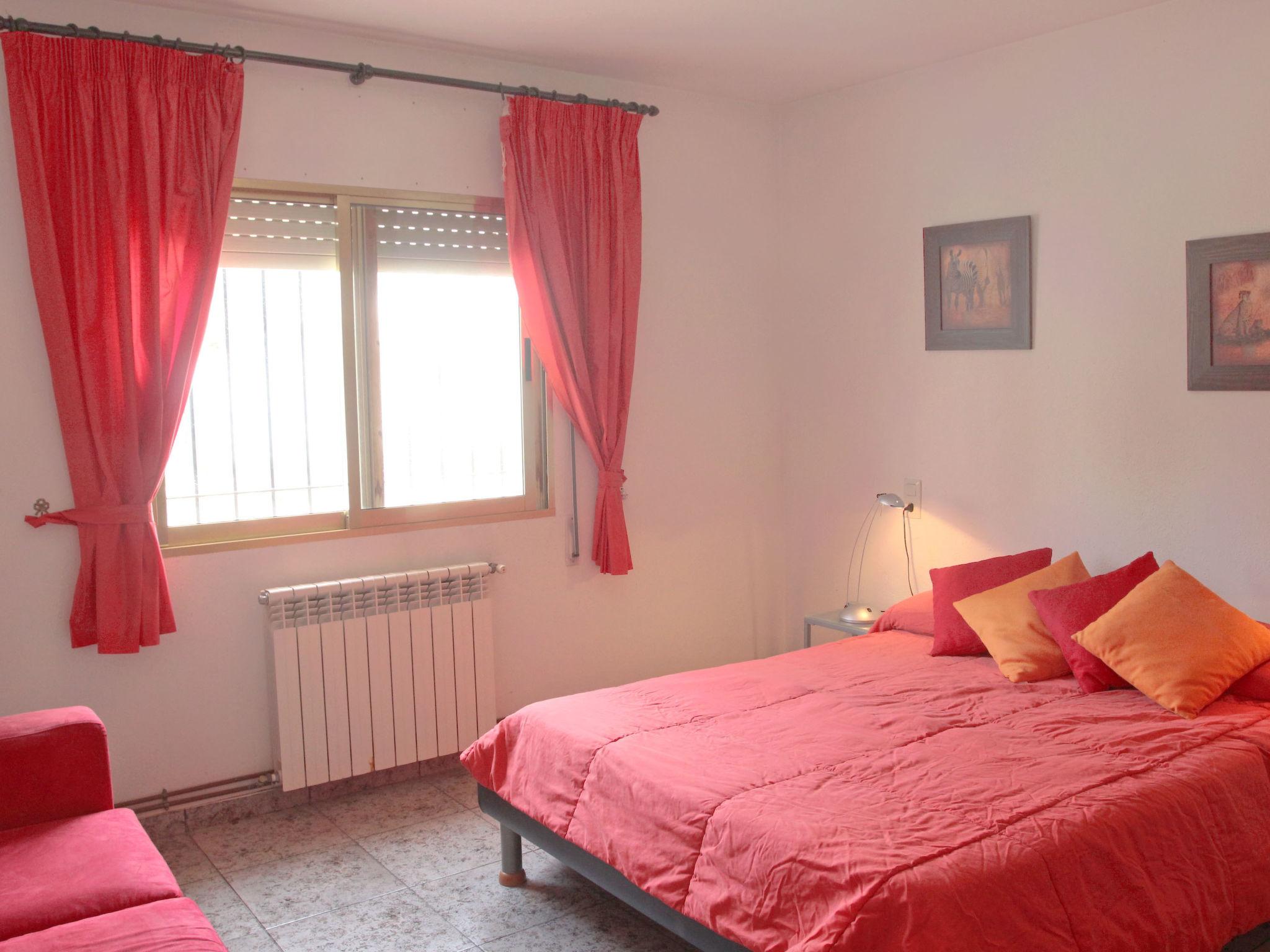 Photo 10 - 3 bedroom House in l'Ampolla with private pool and garden