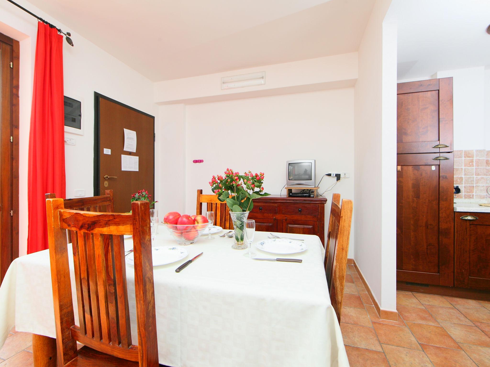 Photo 5 - 1 bedroom Apartment in Sorano with swimming pool and garden