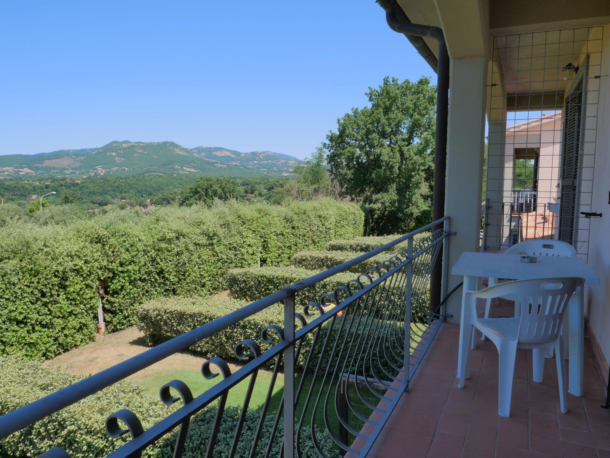 Photo 35 - 1 bedroom Apartment in Sorano with swimming pool and garden