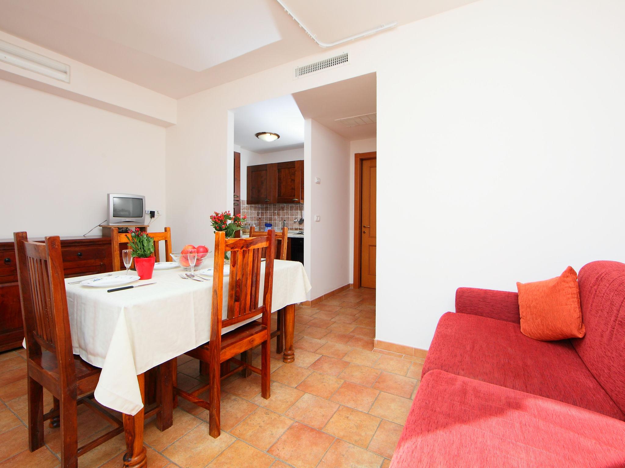 Photo 8 - 1 bedroom Apartment in Sorano with swimming pool and garden