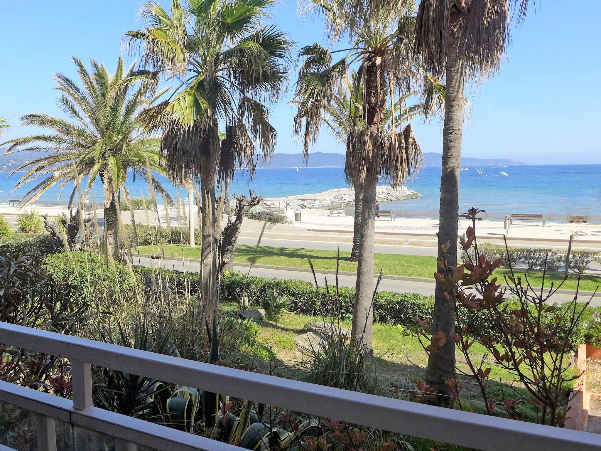 Photo 2 - Appartement de 1 chambre à Cavalaire-sur-Mer avec terrasse