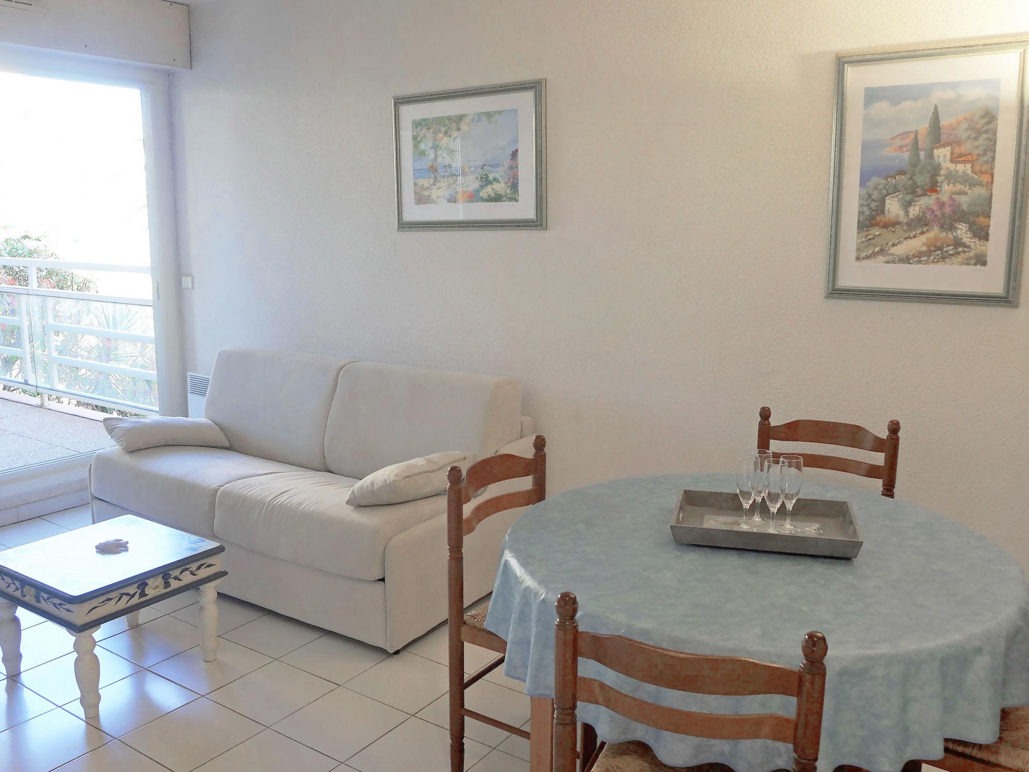 Photo 7 - Appartement de 1 chambre à Cavalaire-sur-Mer avec terrasse