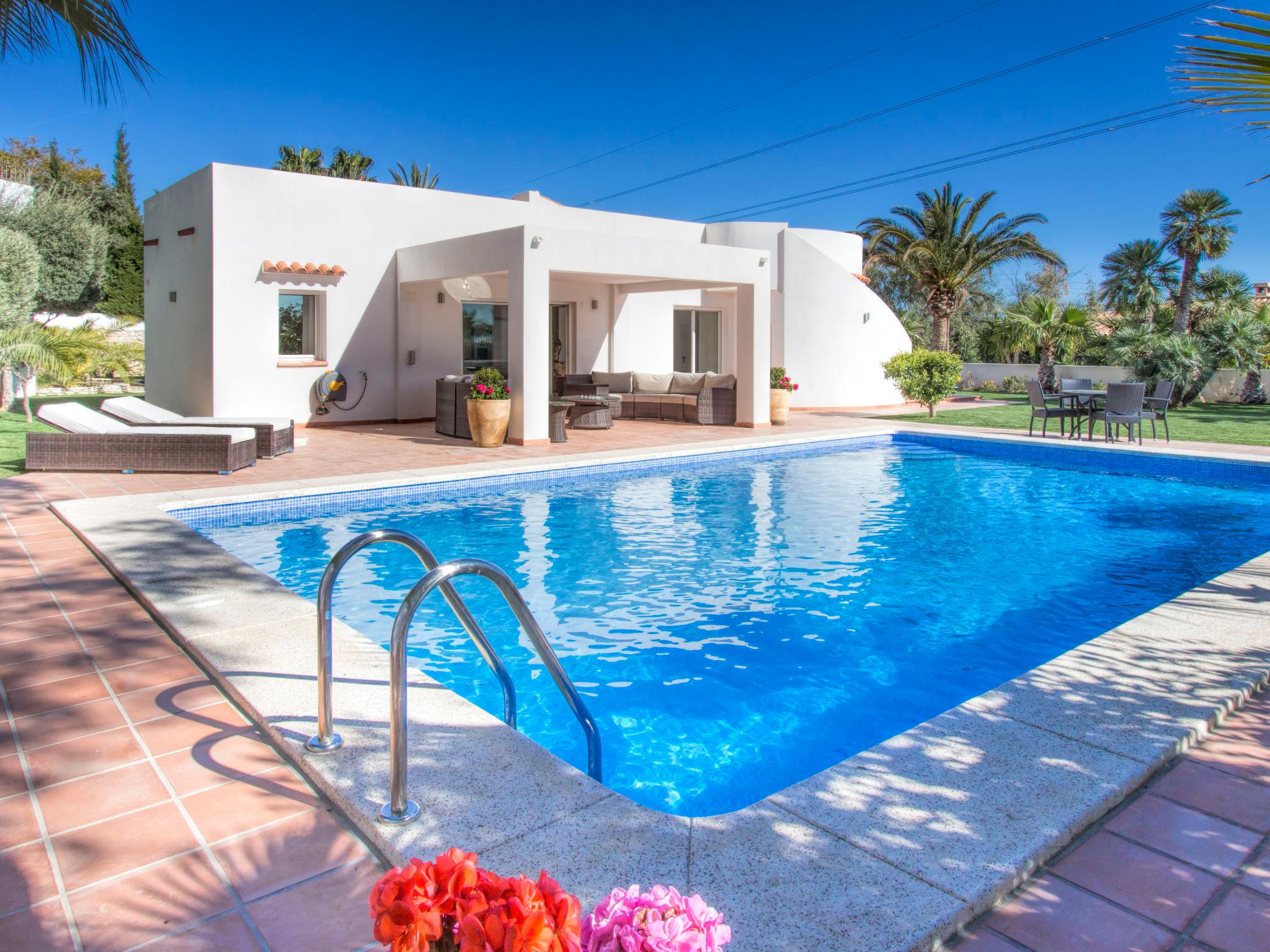 Foto 1 - Casa de 3 habitaciones en Altea con piscina privada y jardín