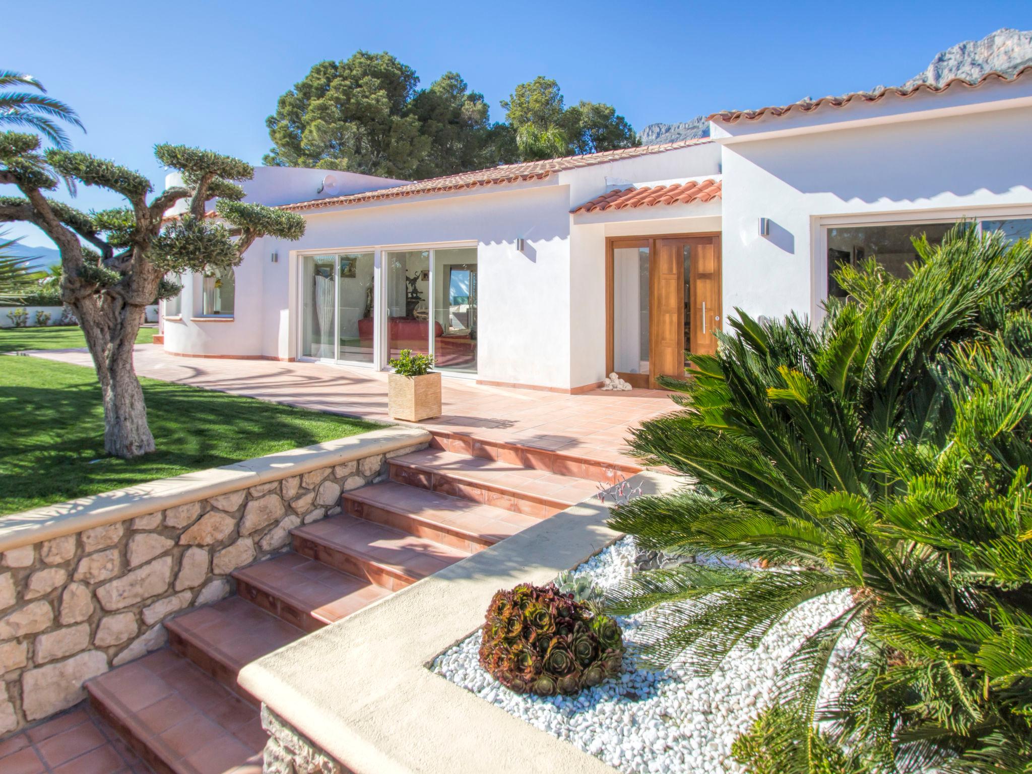 Foto 2 - Casa de 3 habitaciones en Altea con piscina privada y jardín