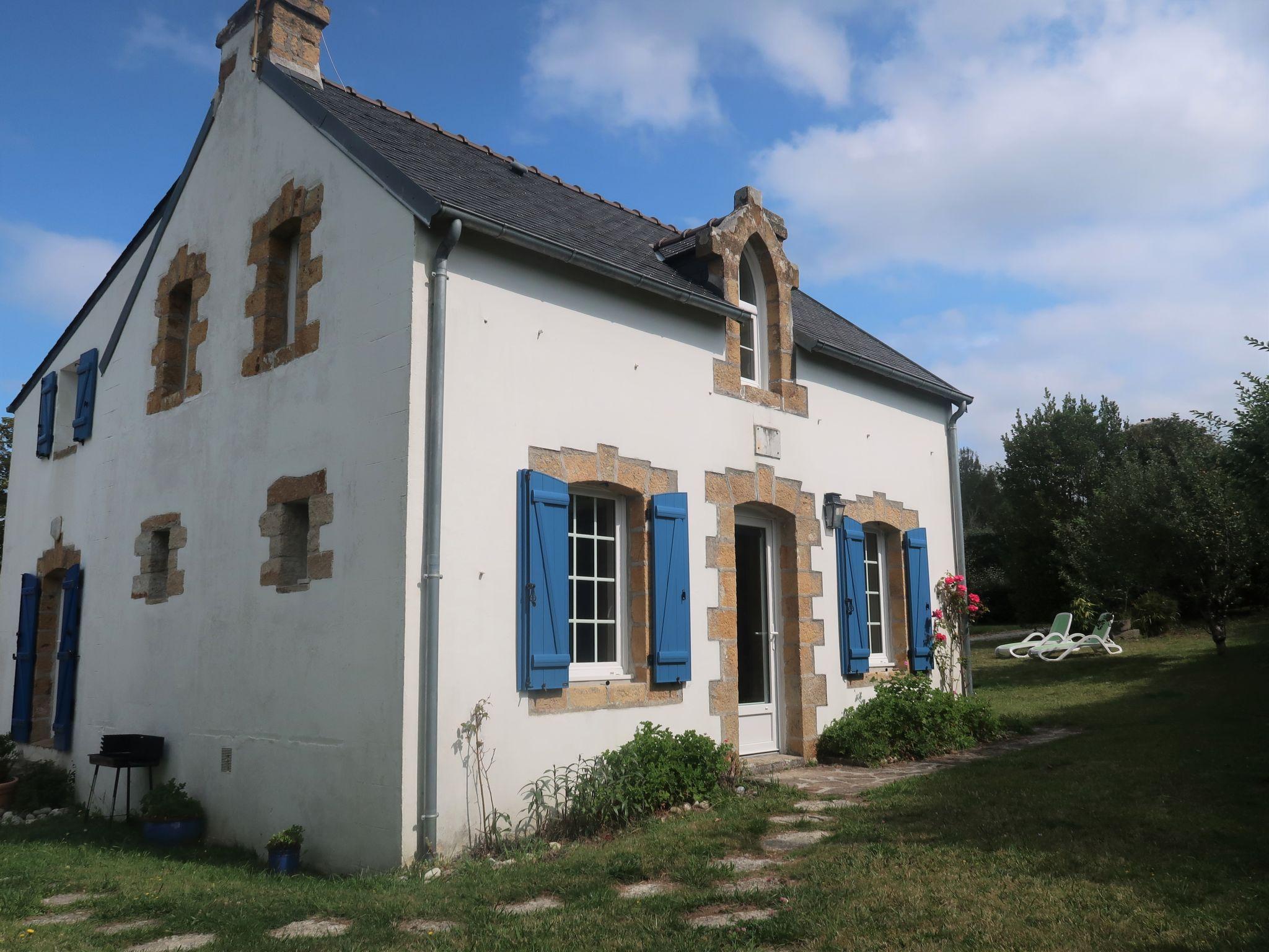 Photo 1 - Maison de 3 chambres à Crozon avec jardin et vues à la mer