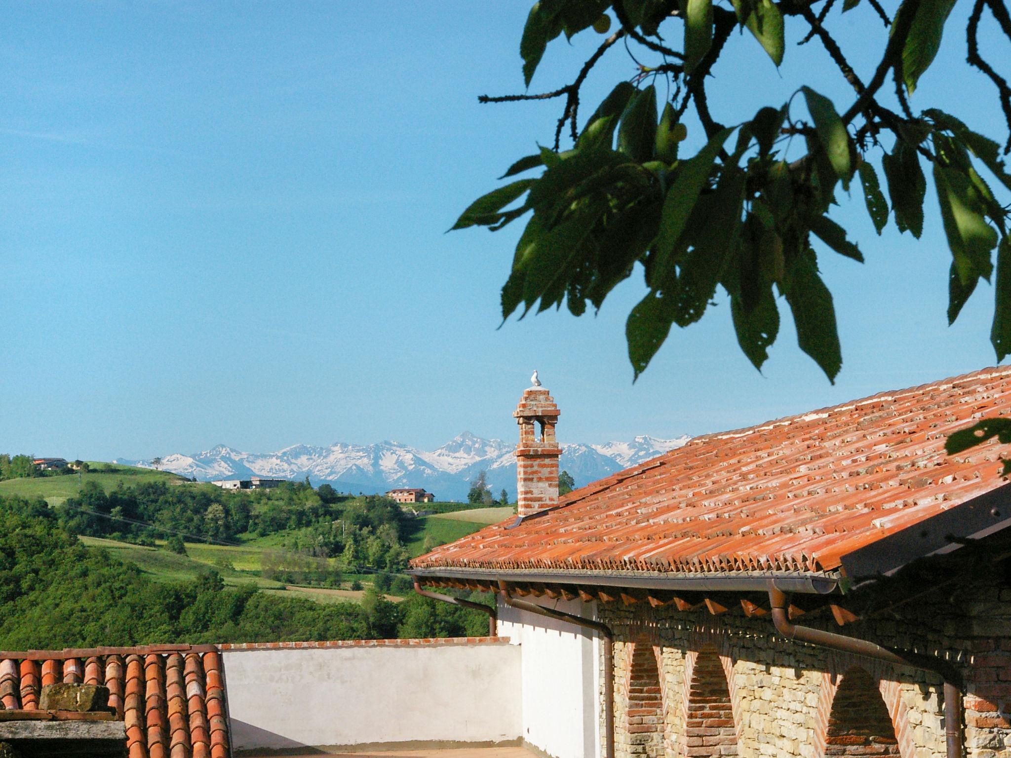 Photo 25 - 2 bedroom Apartment in Bonvicino with swimming pool and garden