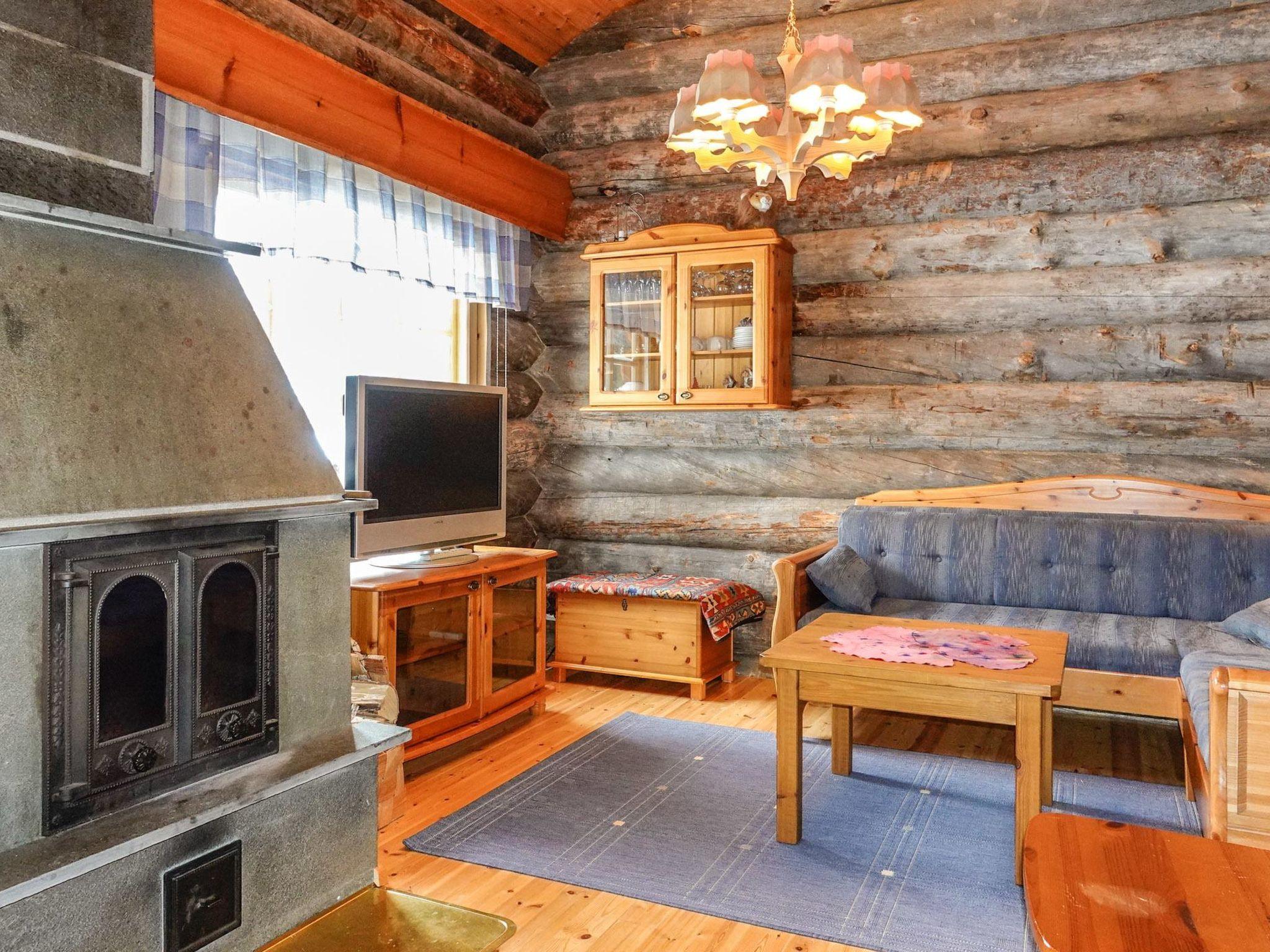 Foto 2 - Haus mit 1 Schlafzimmer in Sodankylä mit sauna und blick auf die berge