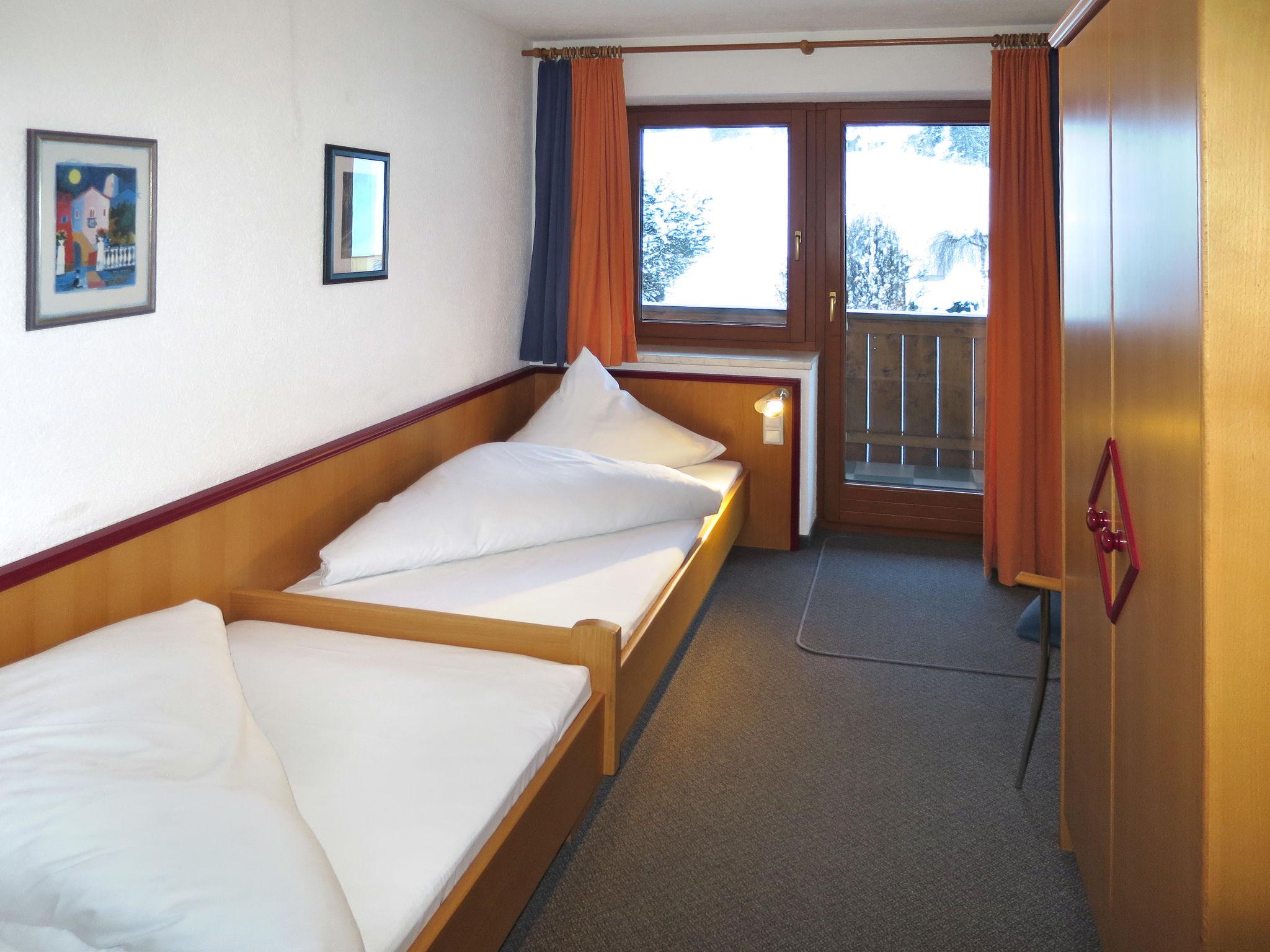 Foto 10 - Apartment mit 3 Schlafzimmern in Aschau im Zillertal mit garten und blick auf die berge