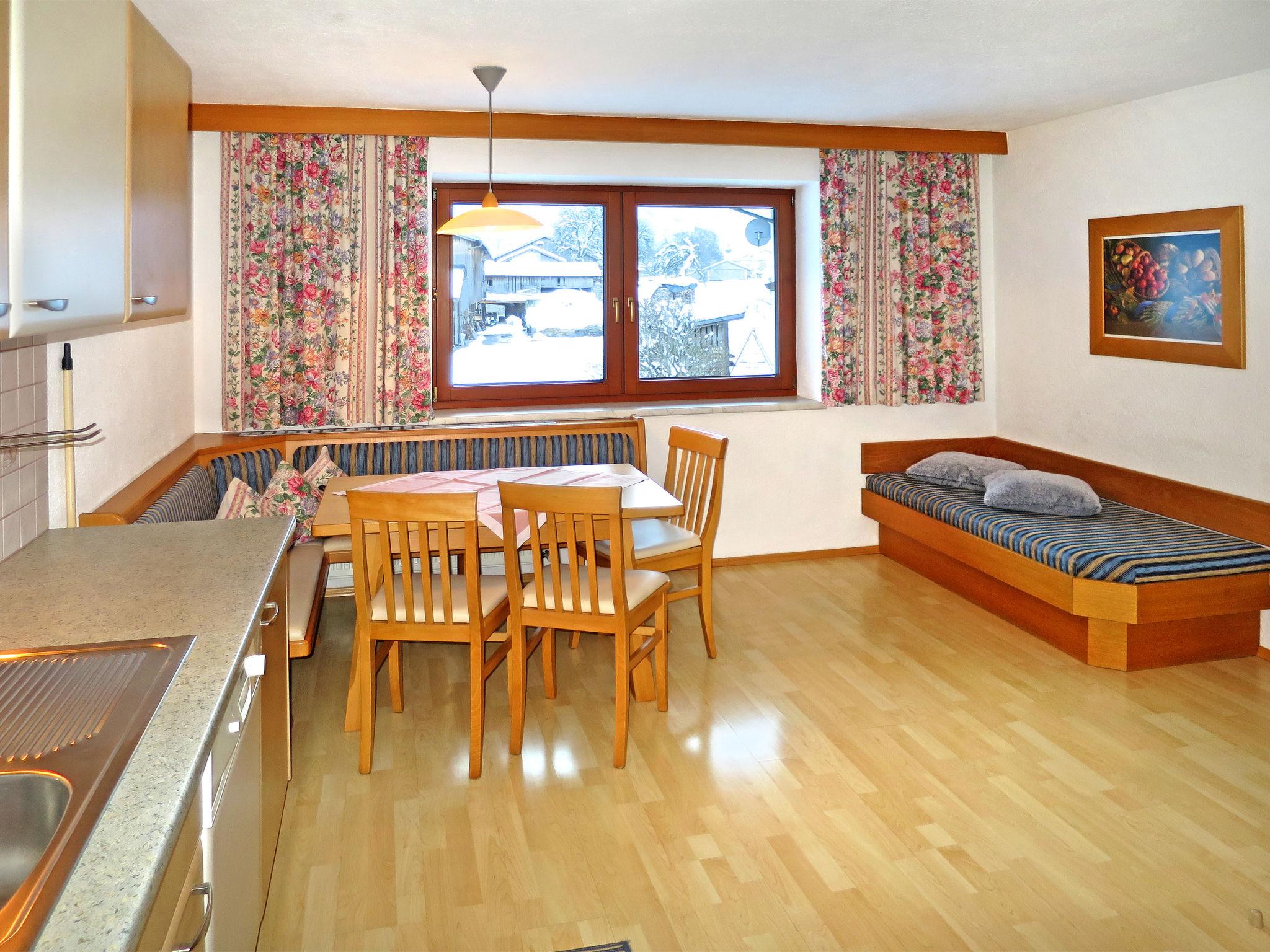 Foto 3 - Apartamento de 3 quartos em Aschau im Zillertal com jardim