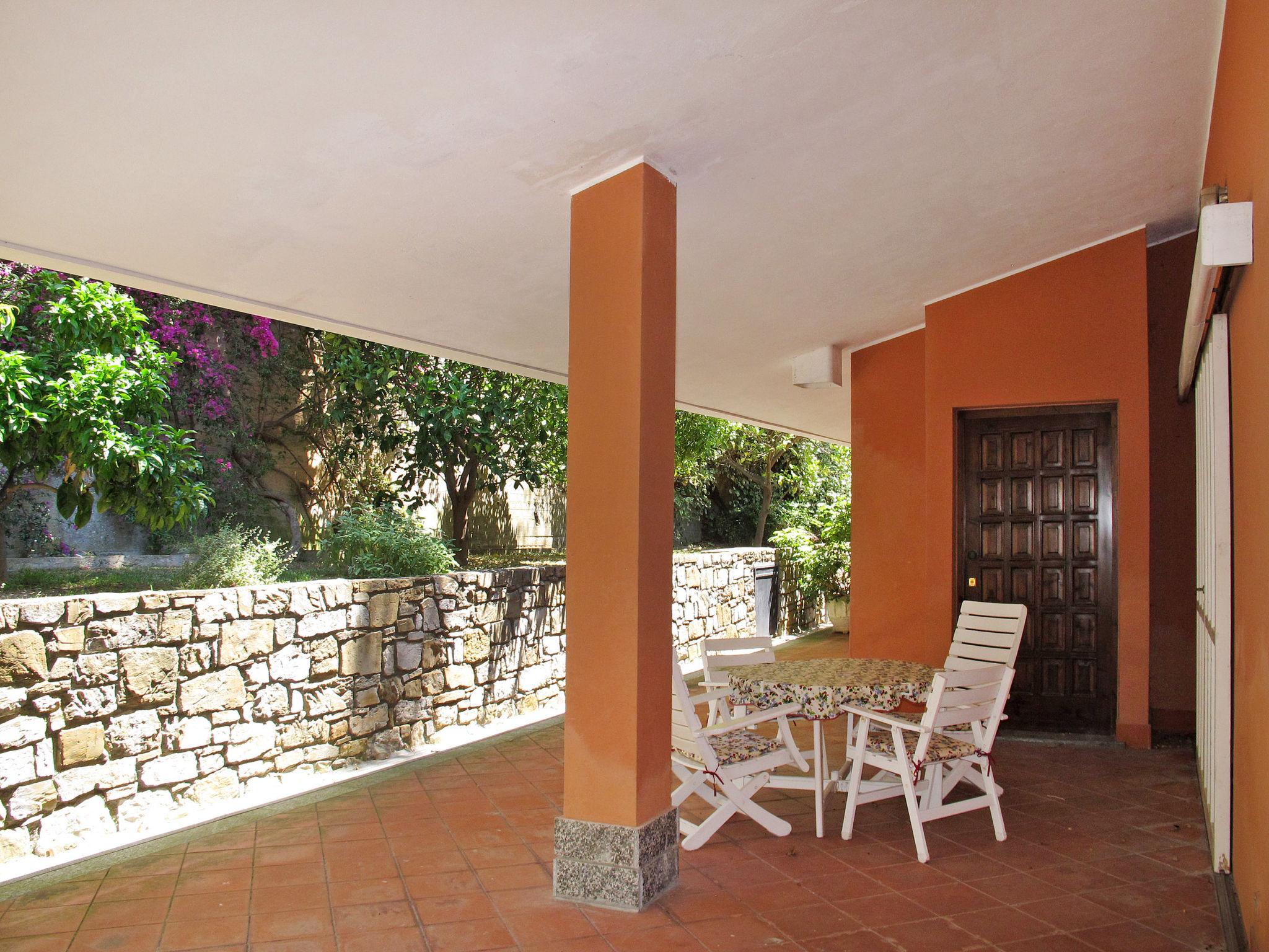 Photo 16 - 2 bedroom Apartment in Andora with garden and terrace