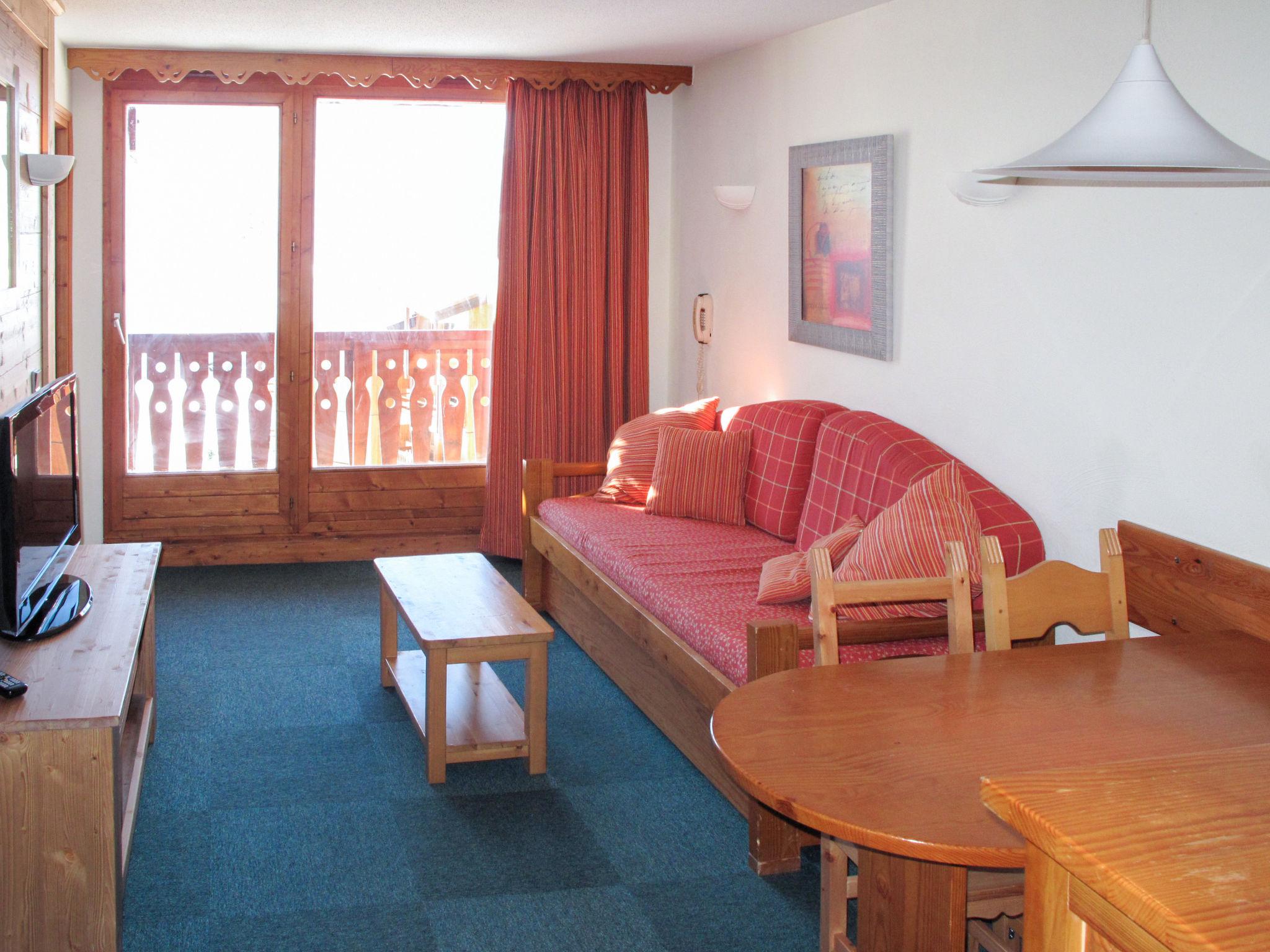 Foto 9 - Appartamento con 3 camere da letto a Les Belleville con vista sulle montagne