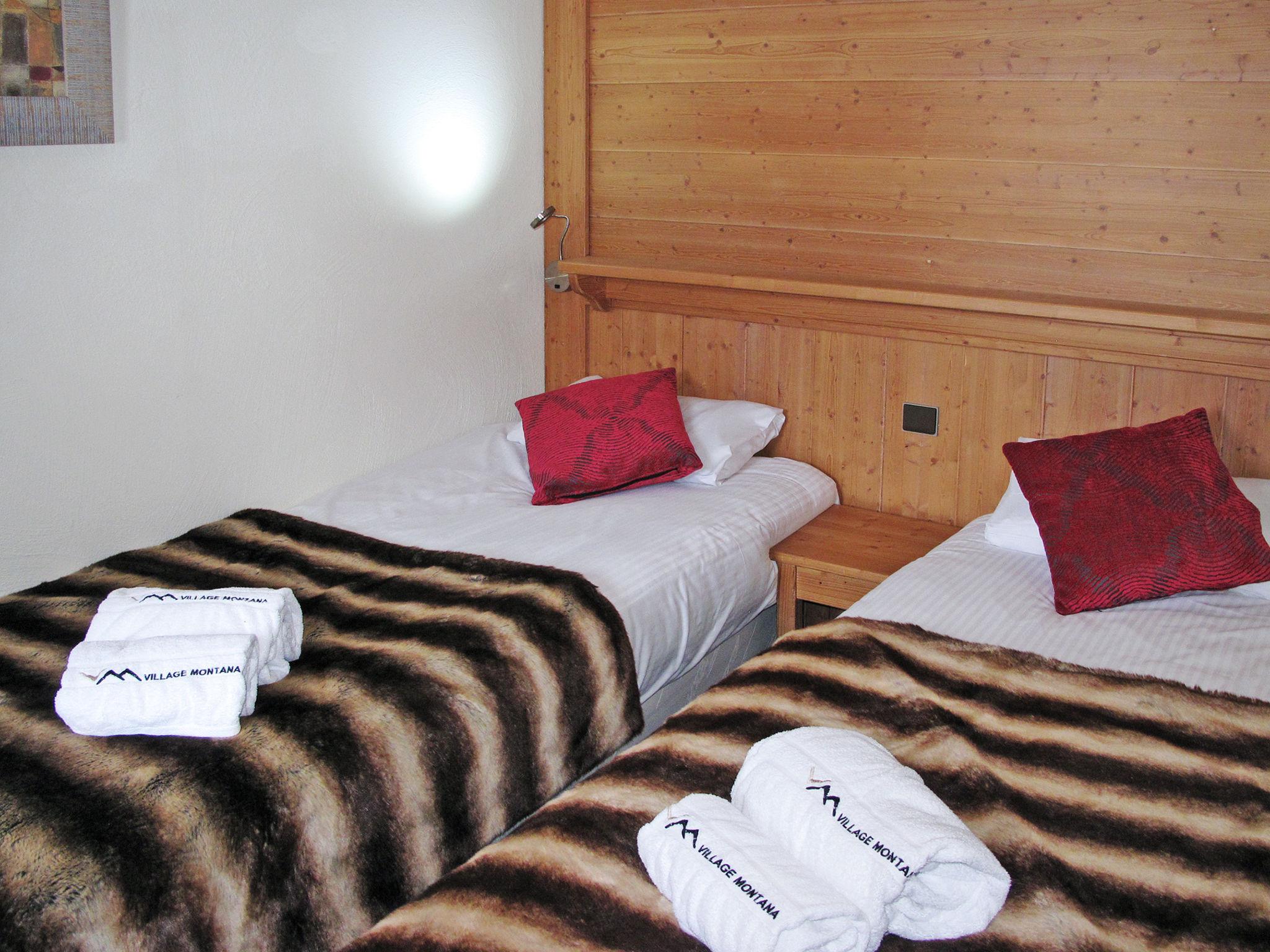 Foto 16 - Appartamento con 2 camere da letto a Les Belleville con vista sulle montagne