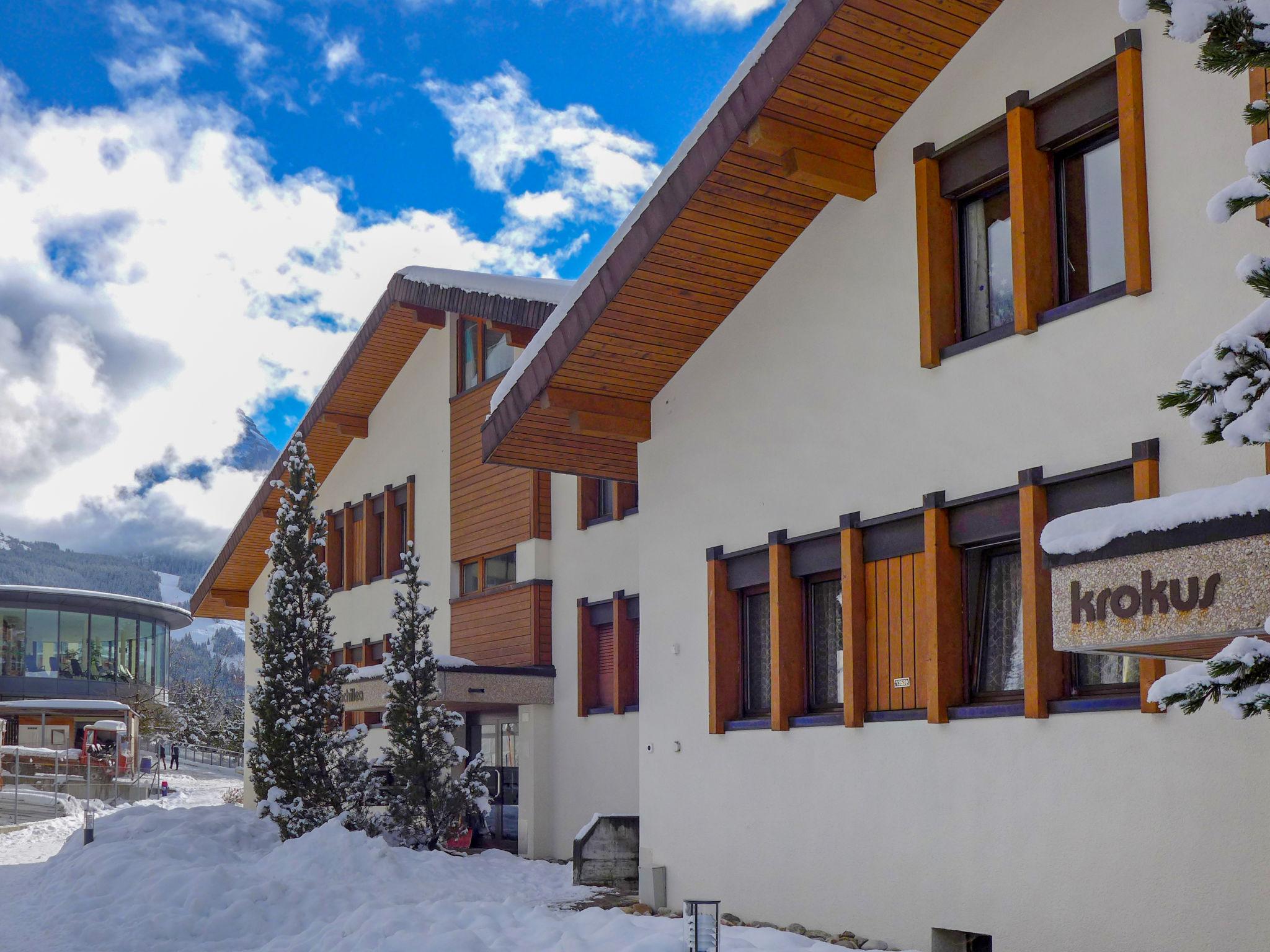 Photo 12 - Appartement en Lauterbrunnen avec terrasse et vues sur la montagne