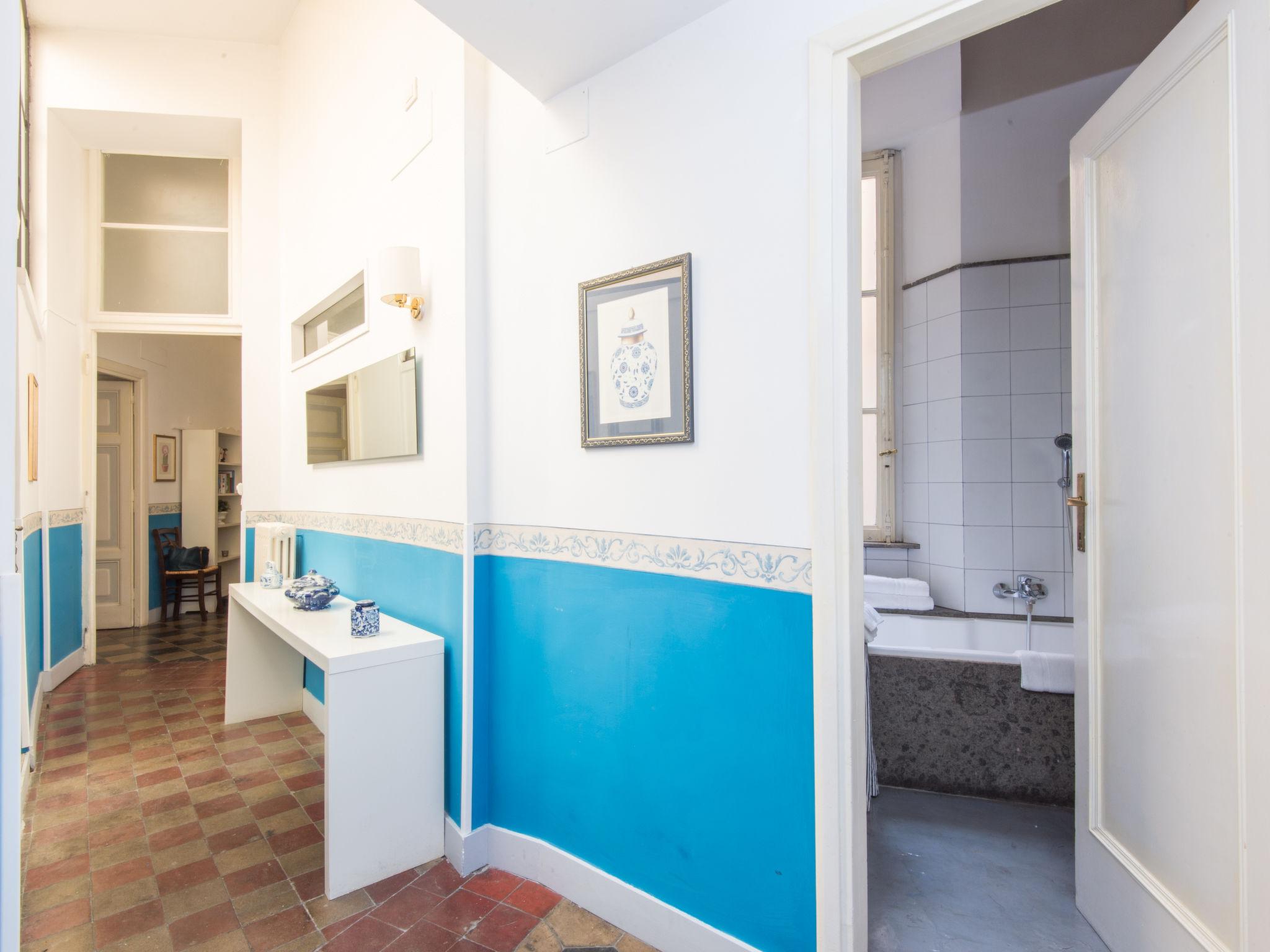 Foto 16 - Appartamento con 2 camere da letto a Roma con terrazza