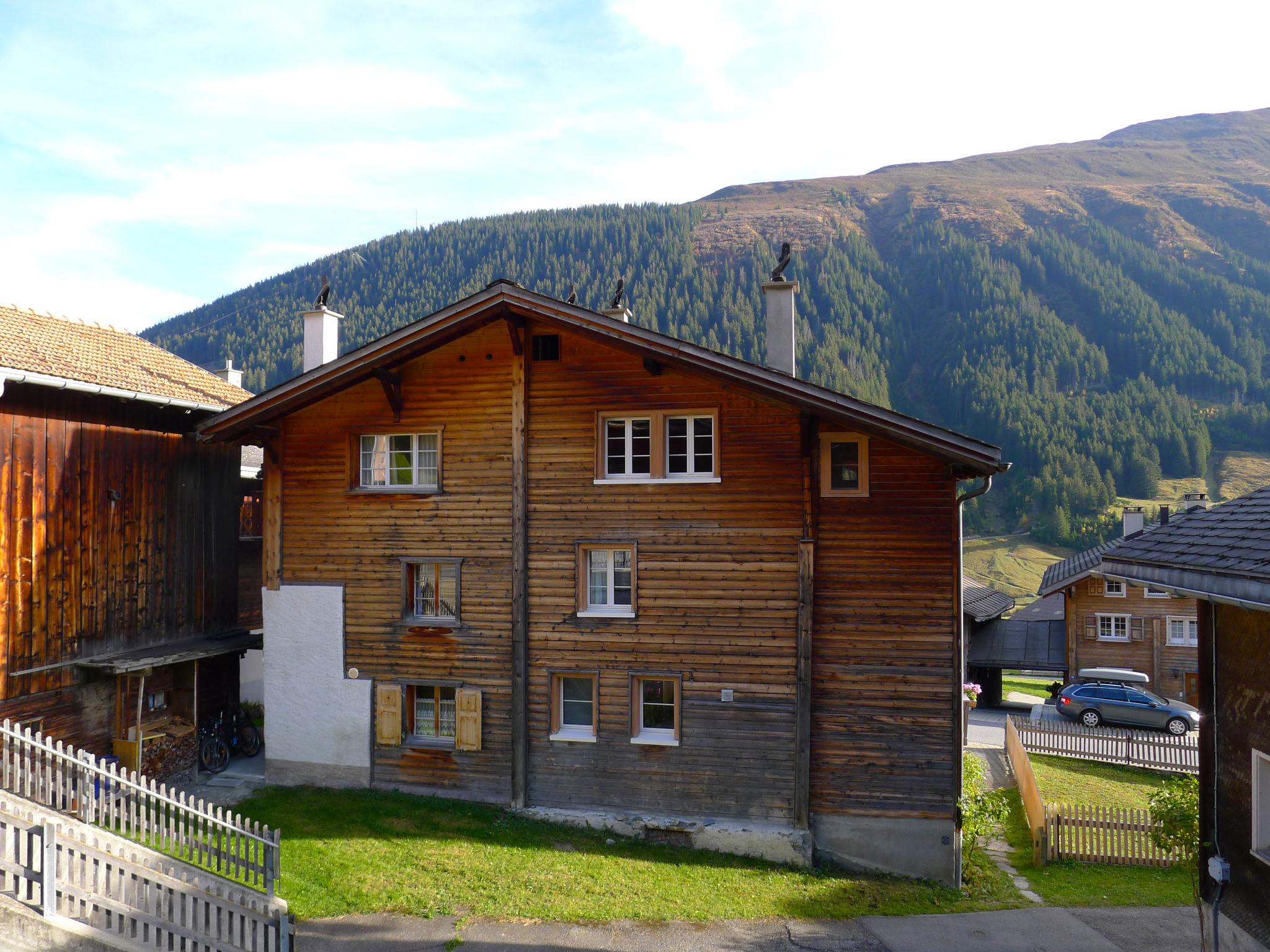 Photo 21 - Appartement de 3 chambres à Tujetsch avec vues sur la montagne