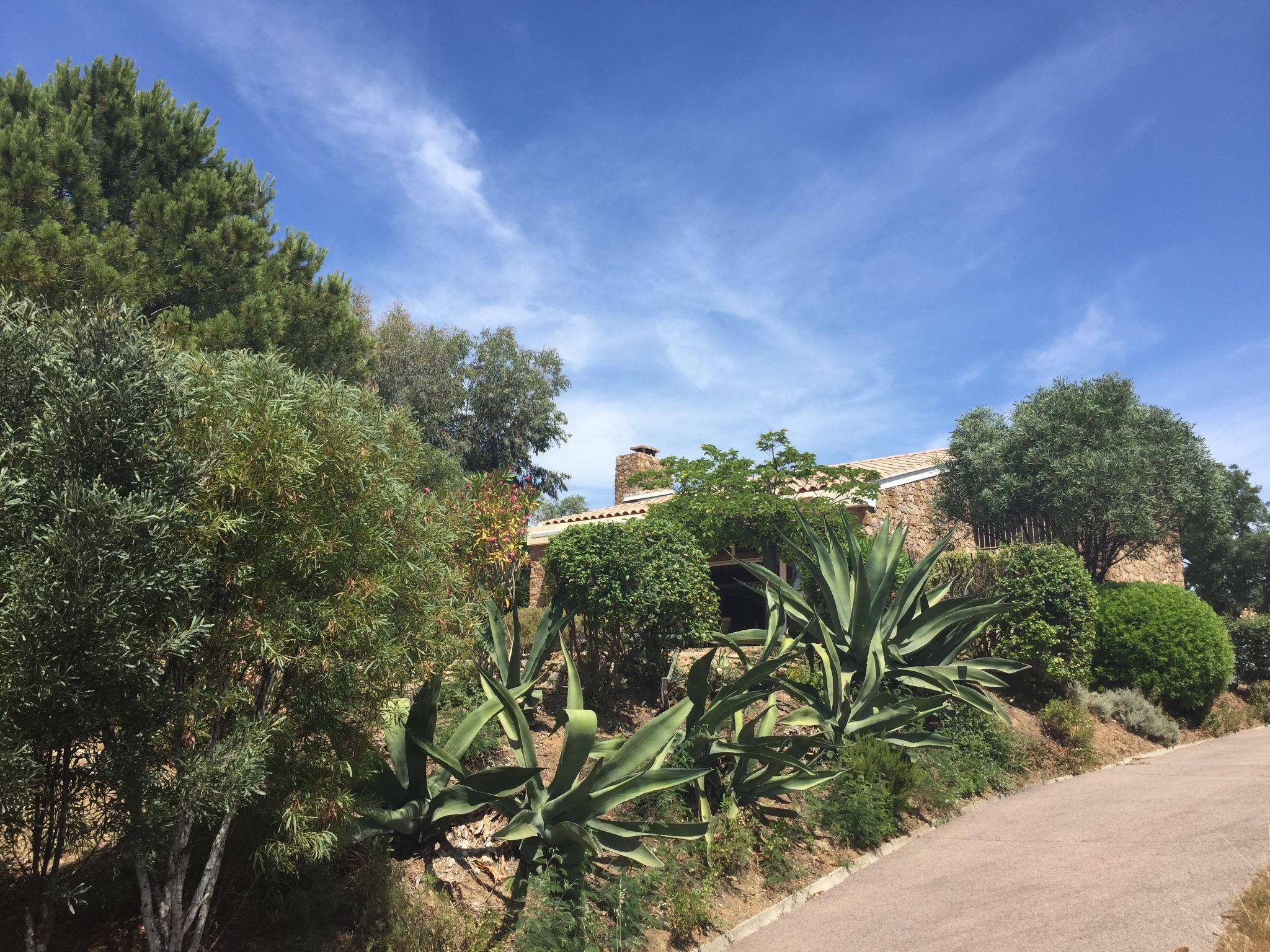 Photo 20 - Maison de 3 chambres à Sainte-Maxime avec terrasse et vues à la mer