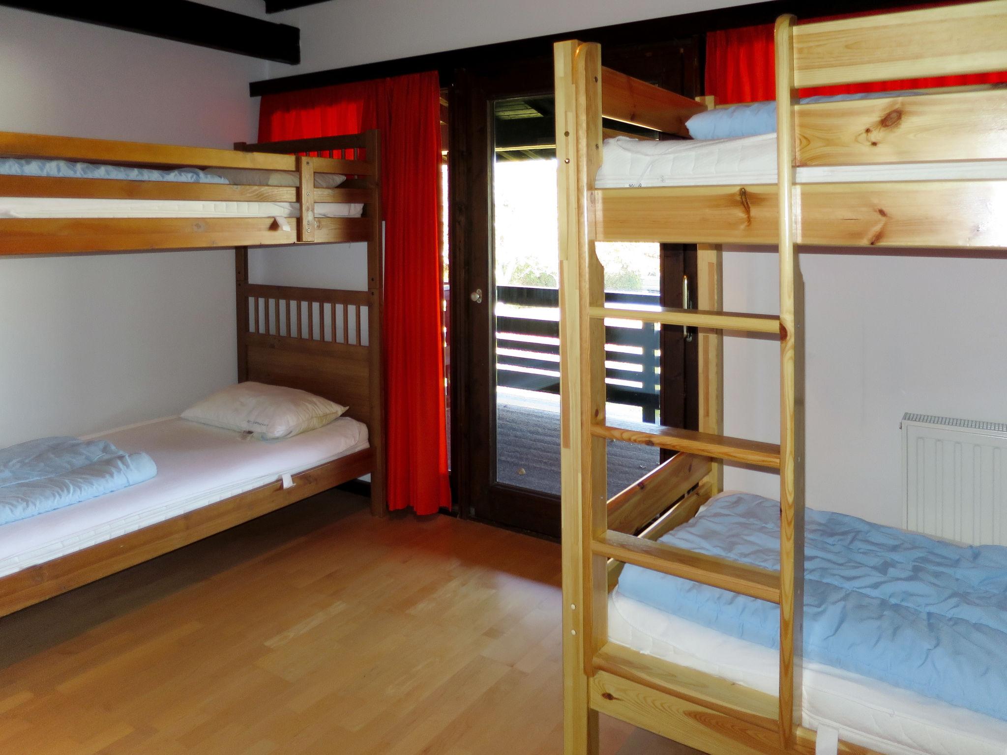 Foto 13 - Appartamento con 2 camere da letto a Siegsdorf con vista sulle montagne