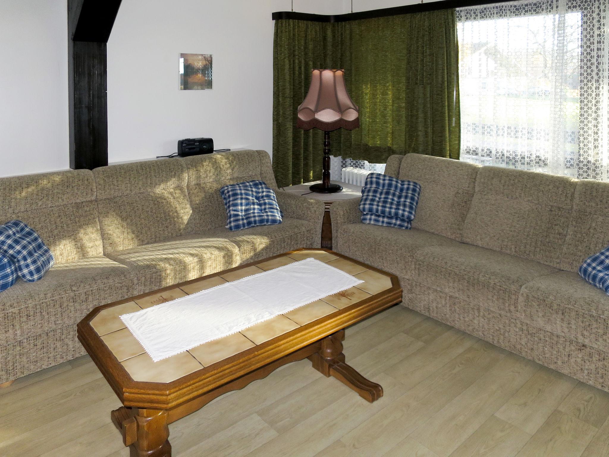 Foto 6 - Appartamento con 2 camere da letto a Siegsdorf con vista sulle montagne