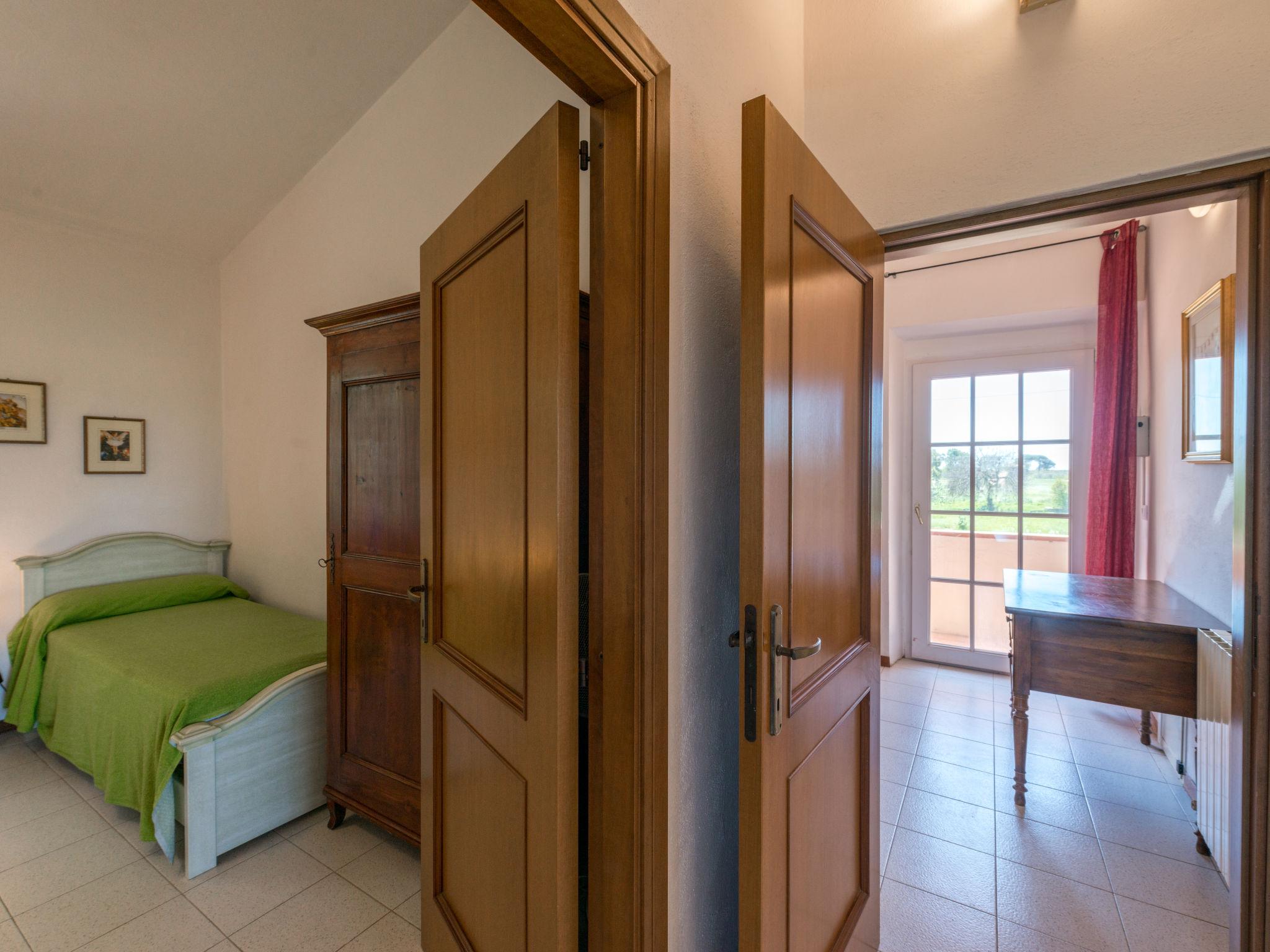 Foto 12 - Casa con 3 camere da letto a Grosseto con giardino e vista mare