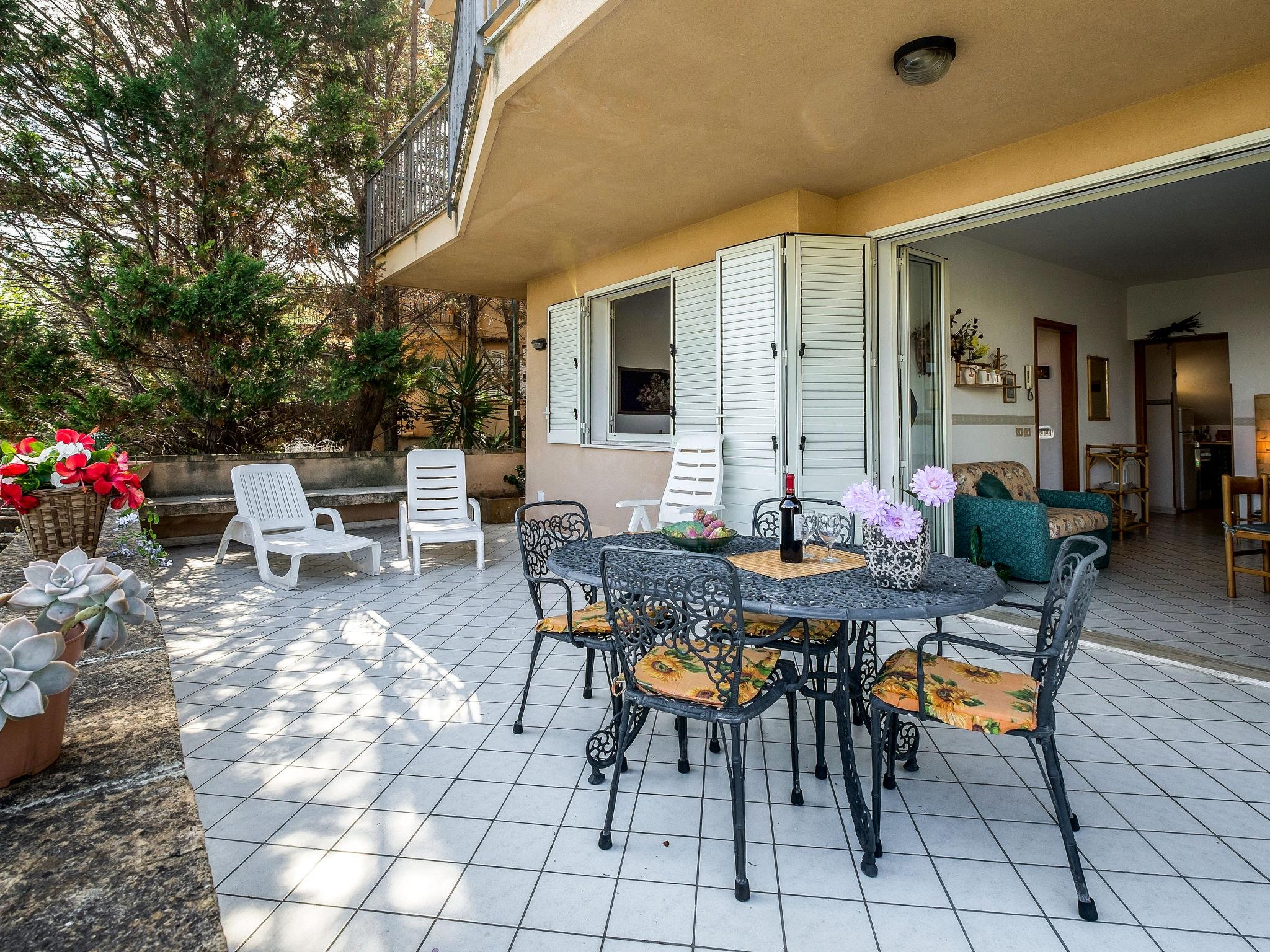 Foto 5 - Apartamento de 2 quartos em Santa Flavia com jardim e terraço